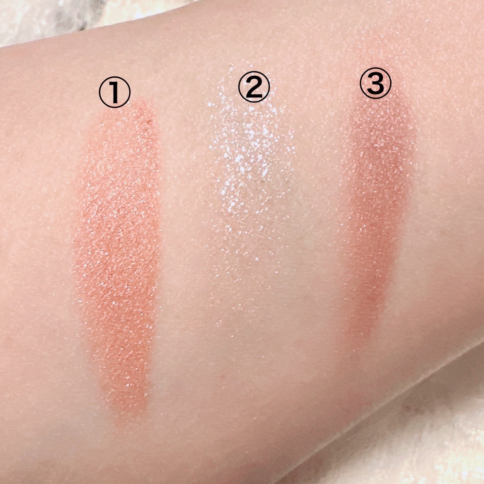 ジューシーピュアアイズ/キャンメイク/アイシャドウパレットを使ったクチコミ（3枚目）