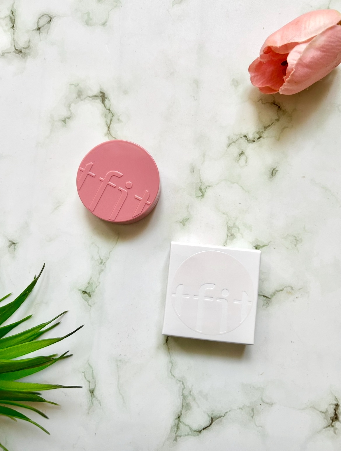 フラッフィーベルベットクッションチーク /TFIT/ジェル・クリームチークを使ったクチコミ（1枚目）