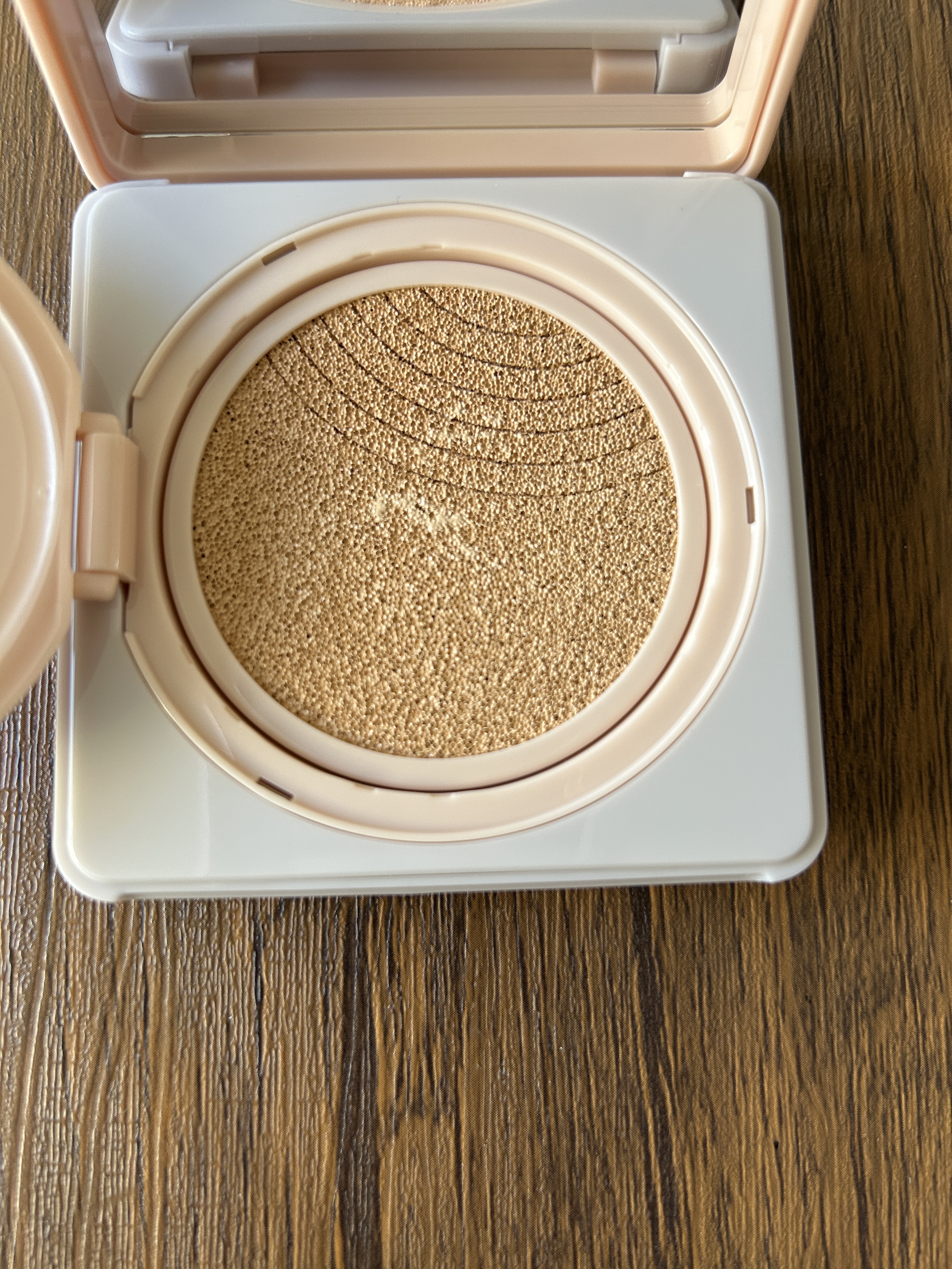 デュアルクッション/Fujiko/クッションファンデーションを使ったクチコミ（3枚目）