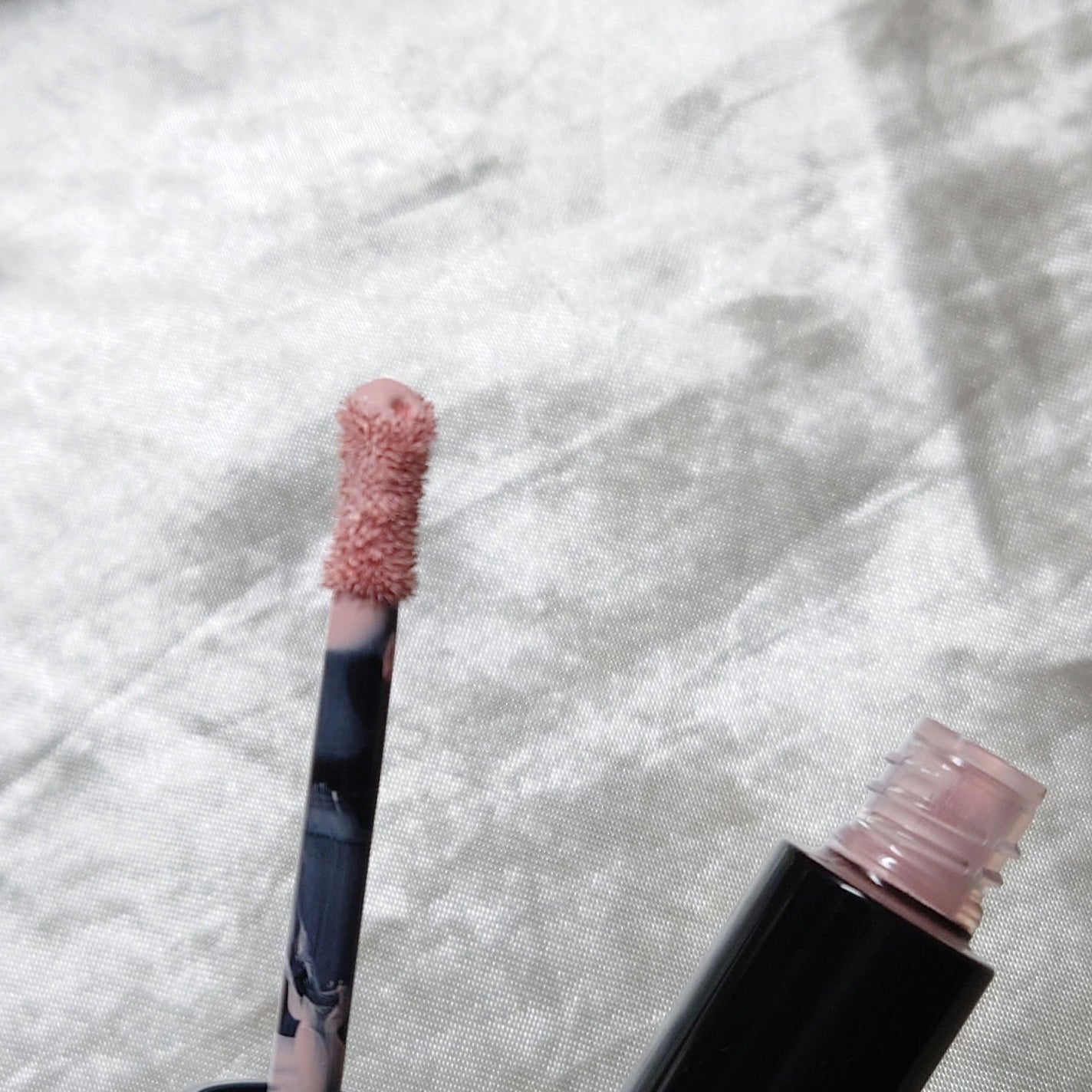 マルチスティック ハイライト & チーク/PERFECT DIARY/リキッドチークを使ったクチコミ(3枚目)