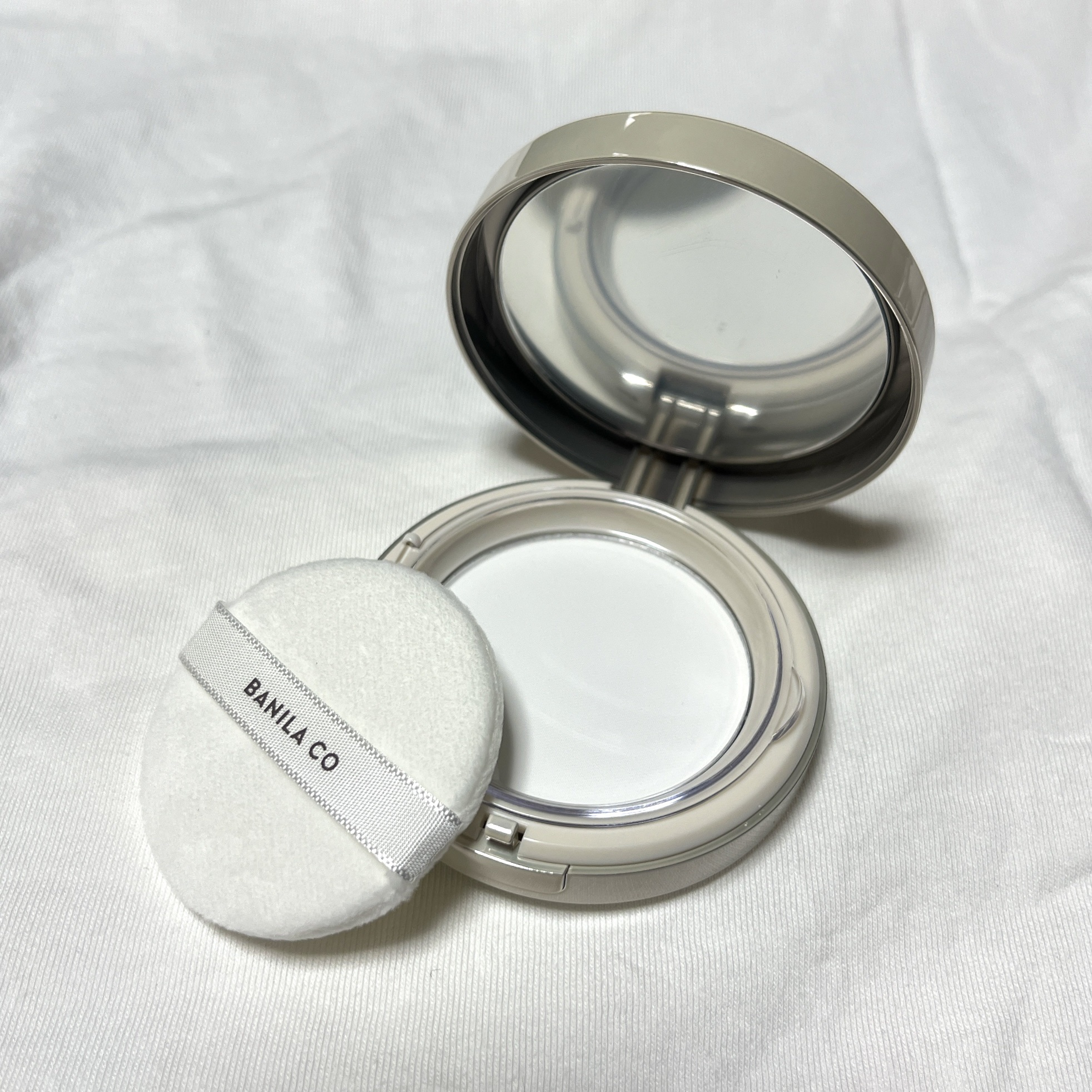 プライム プライマー フィニッシュパクト/BANILA CO/プレストパウダーを使ったクチコミ（2枚目）