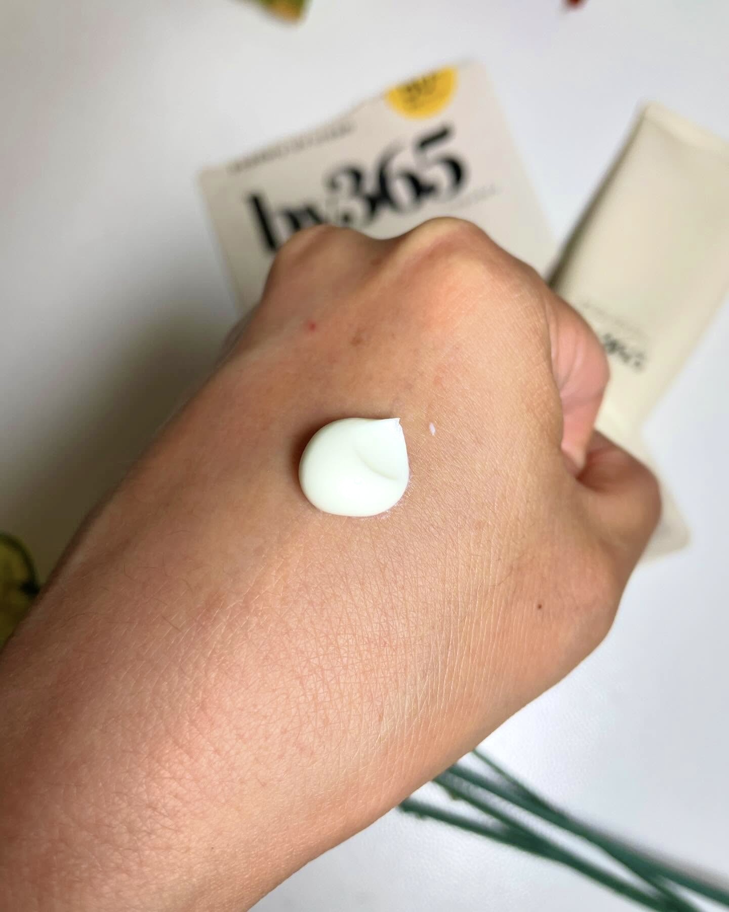 by365 パウダリーUVクリーム/ナリスアップ/日焼け止めクリームを使ったクチコミ（2枚目）