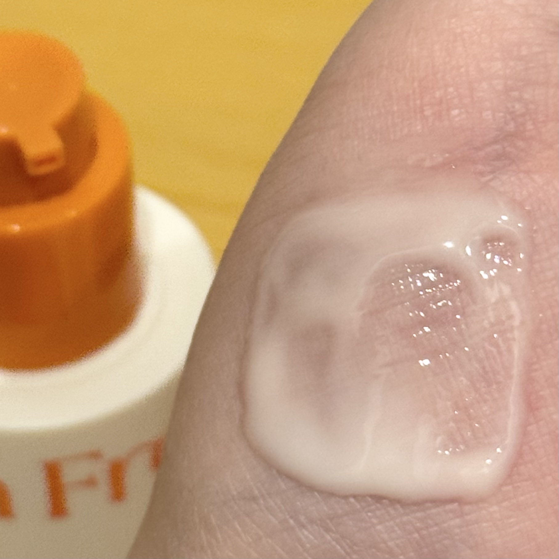 アプリコットクリアサンセラム/I'm from/日焼け止めローションを使ったクチコミ（3枚目）