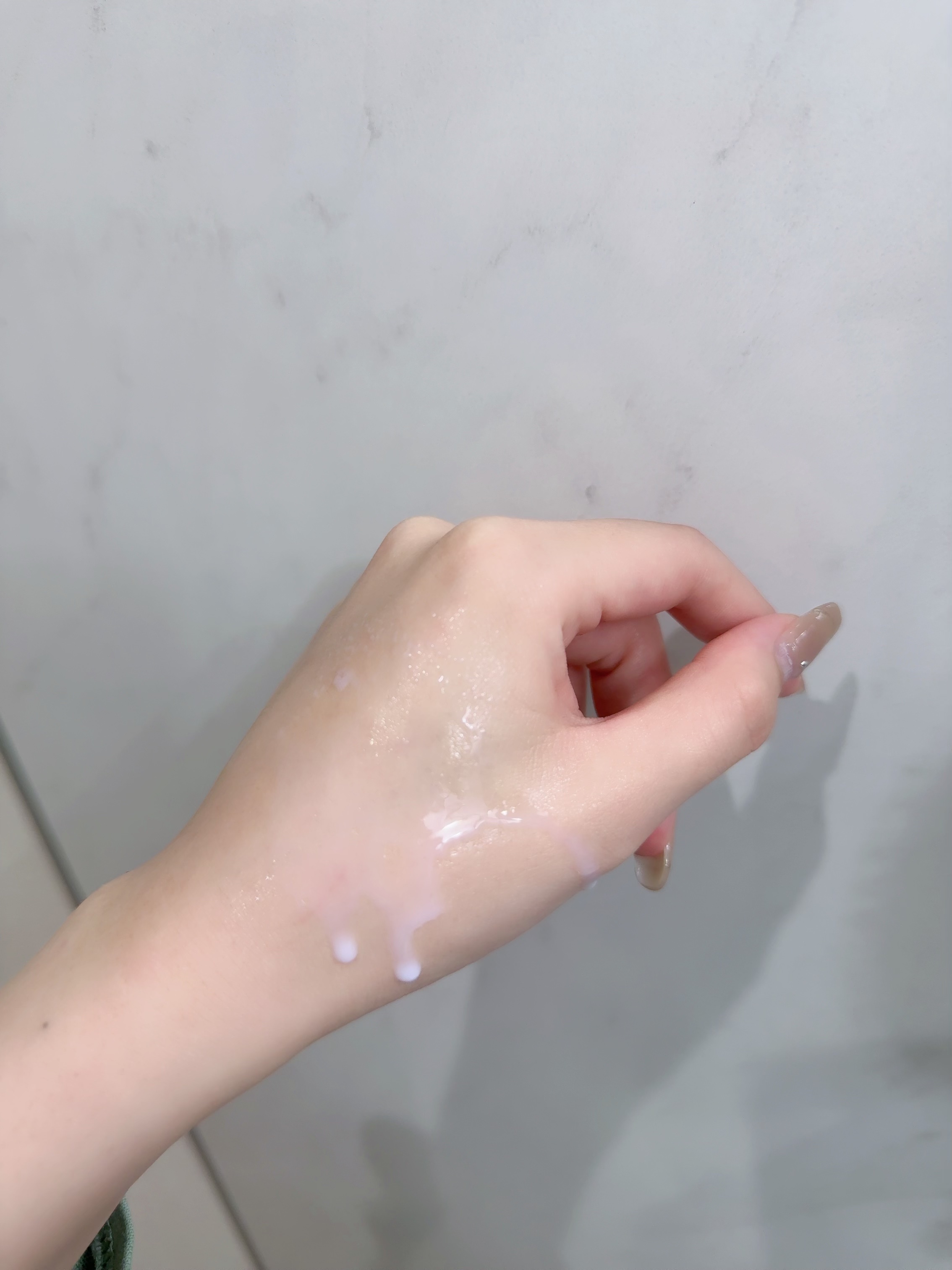 メゾン ド カーム ブライトニング ミストセラム/ナリスアップ/ボディローションを使ったクチコミ（2枚目）