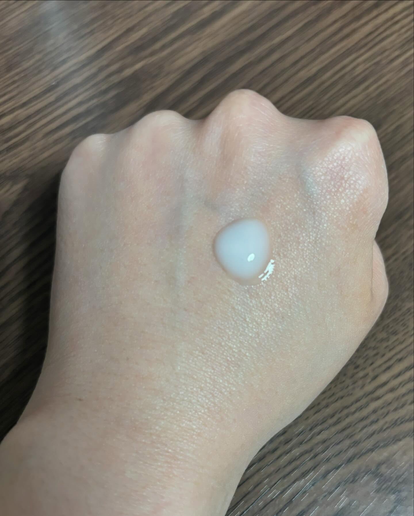 バリアダームミルキーセラム/SKIN&LAB/美容液を使ったクチコミ（3枚目）