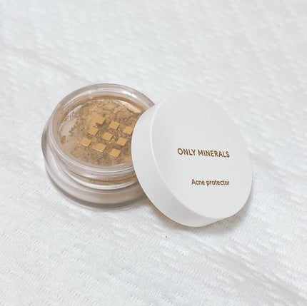 薬用コンシーラー アクネプロテクター/ONLY MINERALS/パウダーコンシーラーを使ったクチコミ(1枚目)