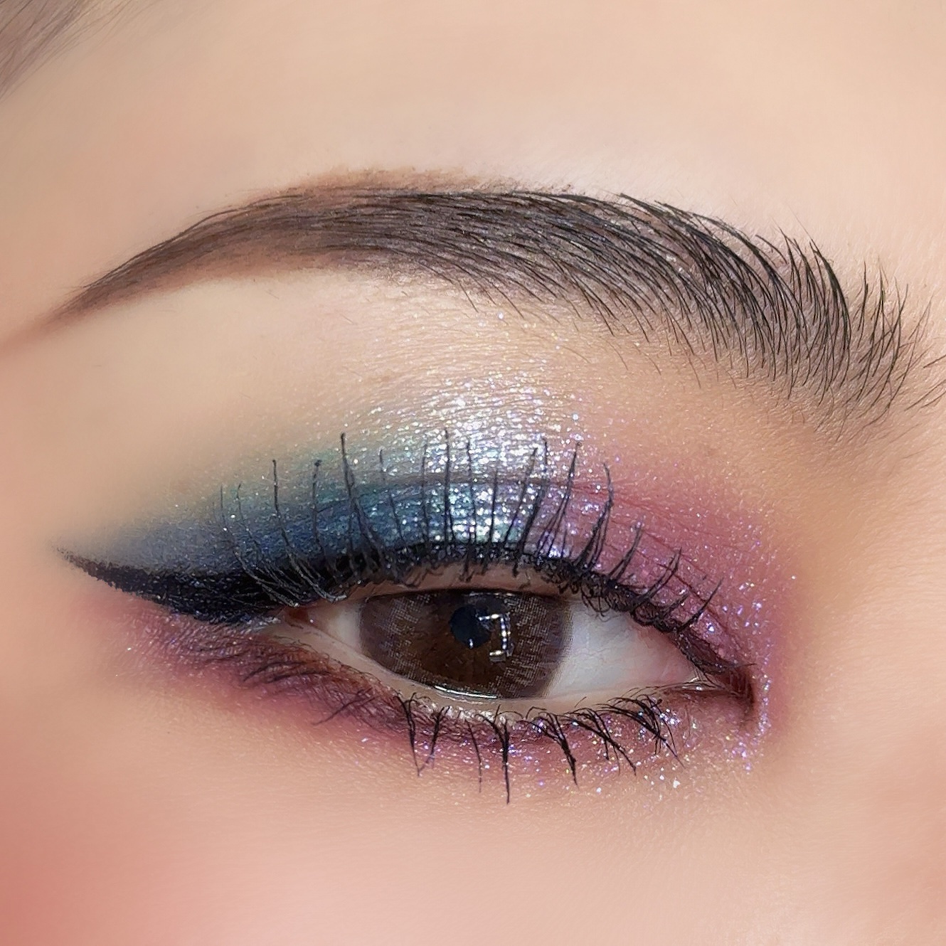 牡丹鏤月浮雕  百鳥朝鳳/花西子/アイシャドウパレットを使ったクチコミ（3枚目）