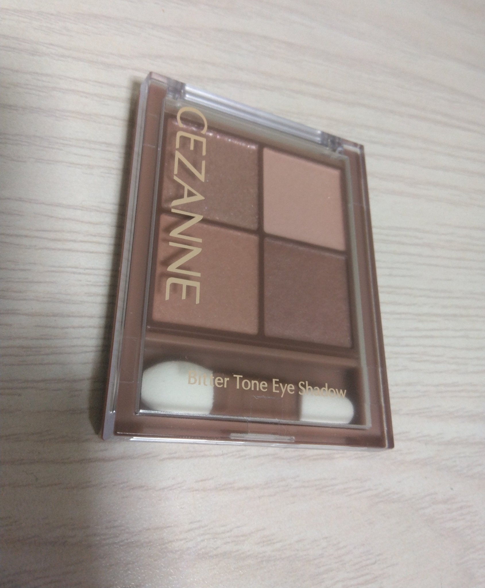 ビタートーンアイシャドウ/CEZANNE/パウダーアイシャドウを使ったクチコミ（1枚目）