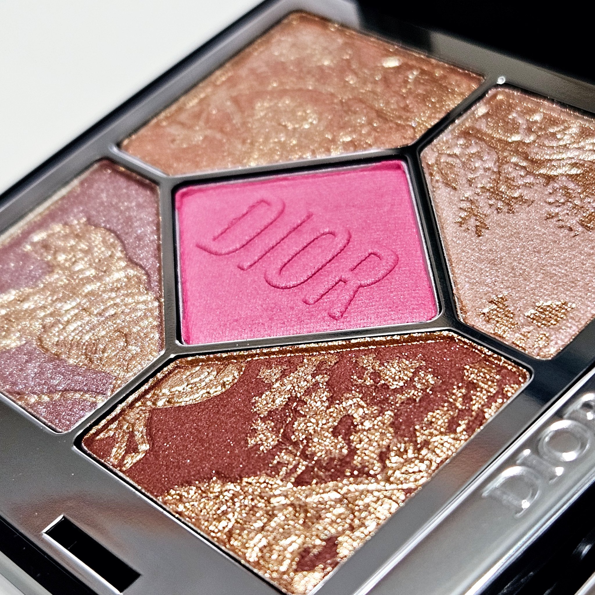 ディオールショウ サンク クルール/Dior/アイシャドウを使ったクチコミ（2枚目）