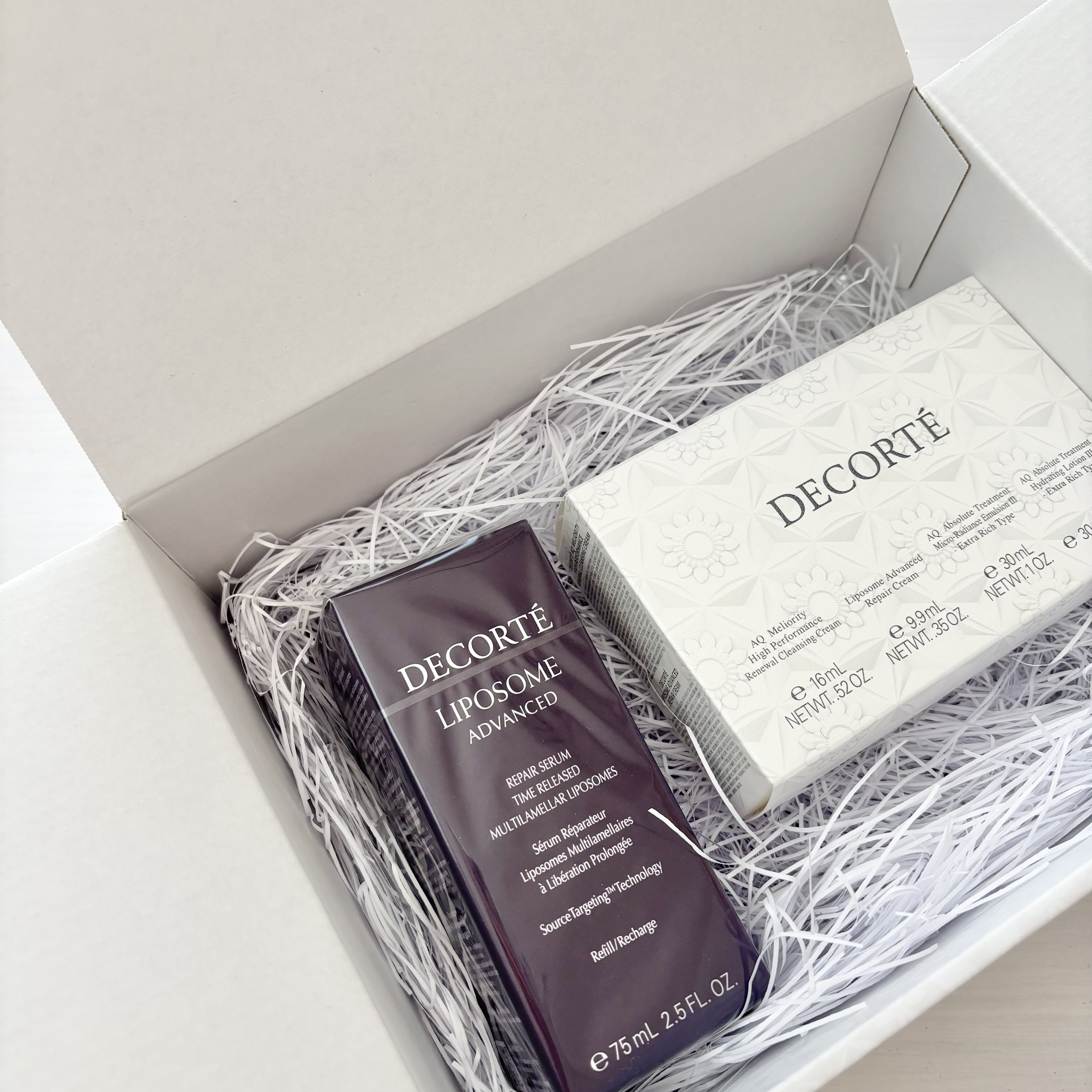 AQ アブソリュート エマルジョン マイクロラディアンス Ⅱ/DECORTÉ/乳液を使ったクチコミ（2枚目）