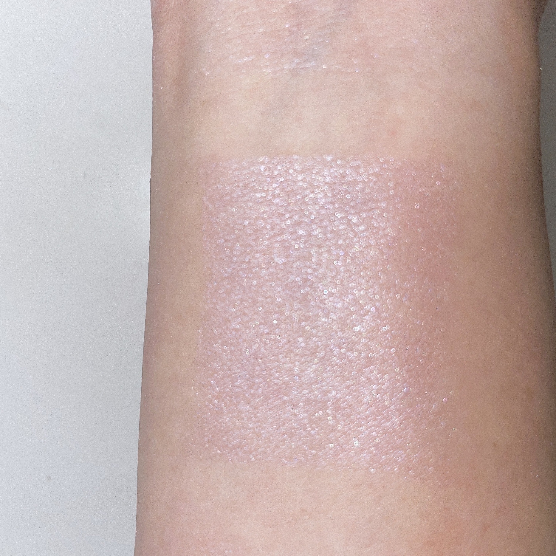 パールグロウニュアンサー/CEZANNE/パウダーハイライトを使ったクチコミ（2枚目）