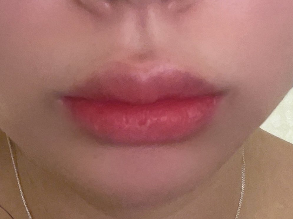 グラスティングカラーグロス/rom&nd/リップグロスを使ったクチコミ（1枚目）