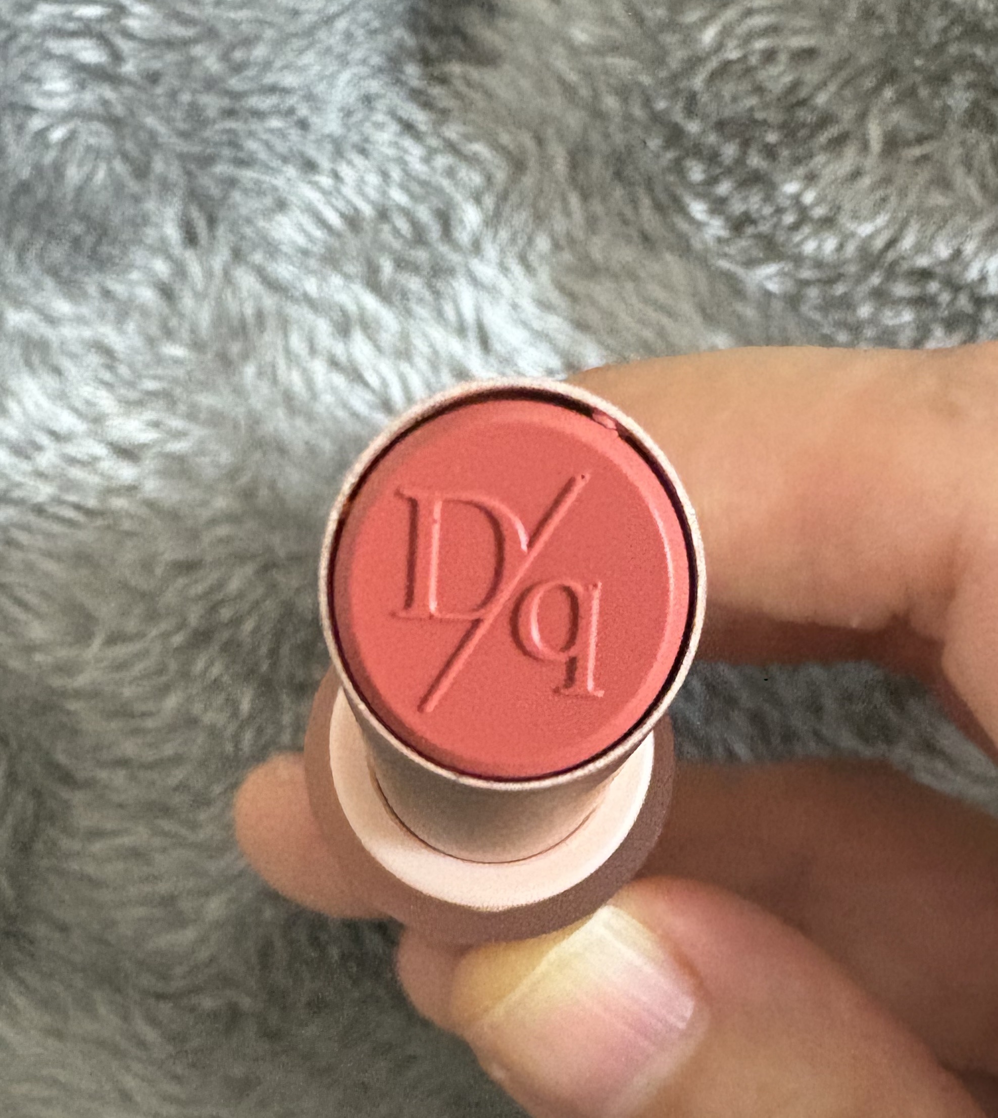 ムードグロウリップスティック 04 ローズヒップ/dasique/口紅を使ったクチコミ（2枚目）