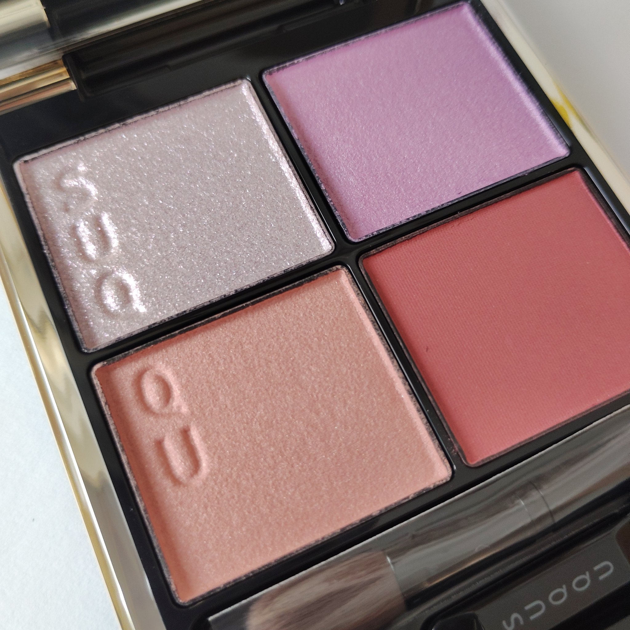 シグニチャー カラー アイズ/SUQQU/アイシャドウパレットを使ったクチコミ（2枚目）