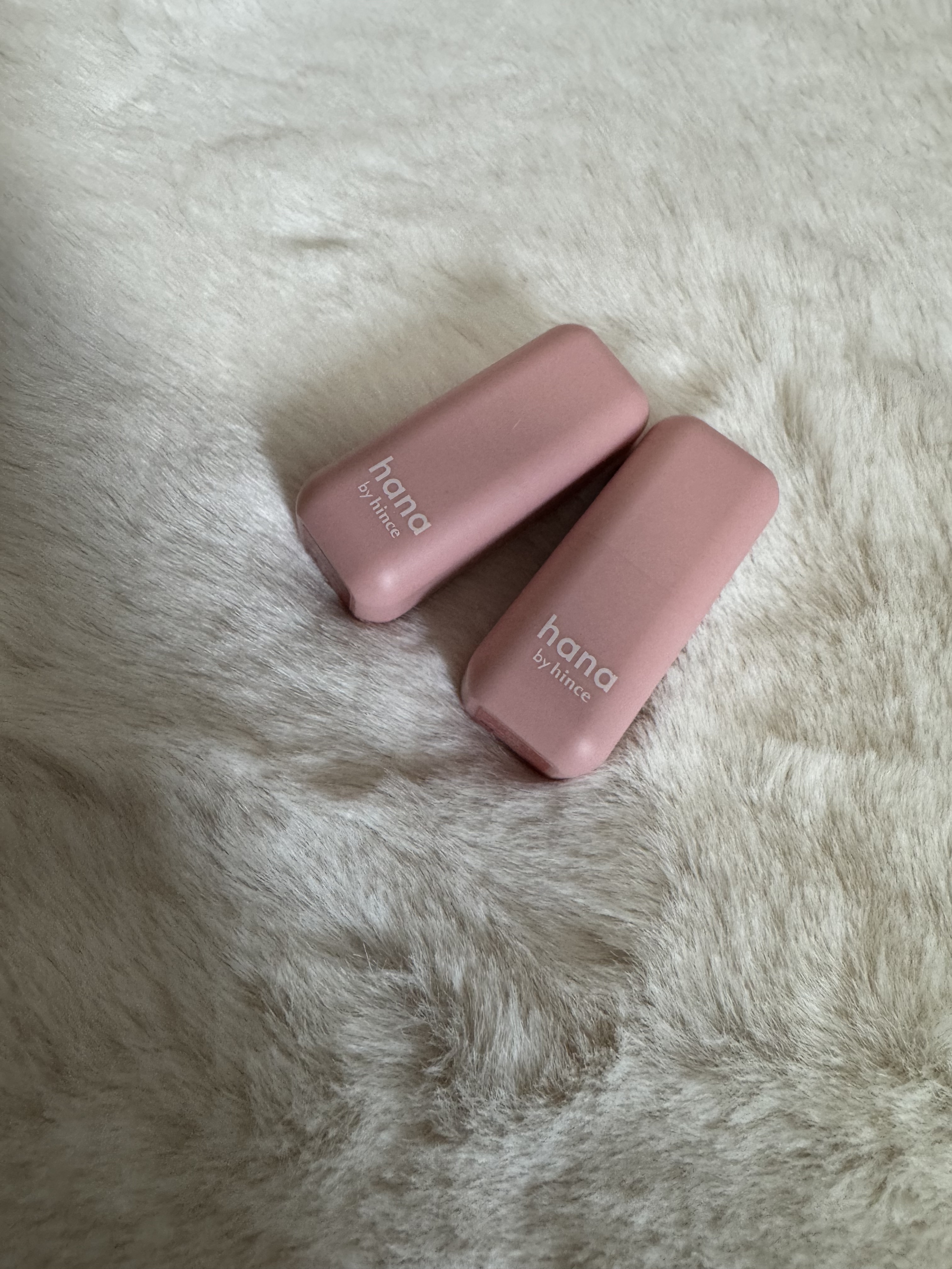 シアーグラスリップスティック 01 モモ/hana by hince/口紅を使ったクチコミ（1枚目）