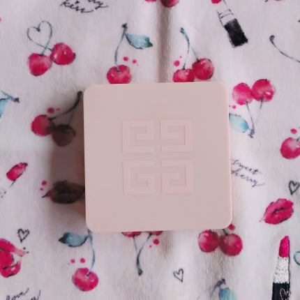 スキン PFCT コンパクト クリーム N/GIVENCHY/化粧下地を使ったクチコミ(1枚目)