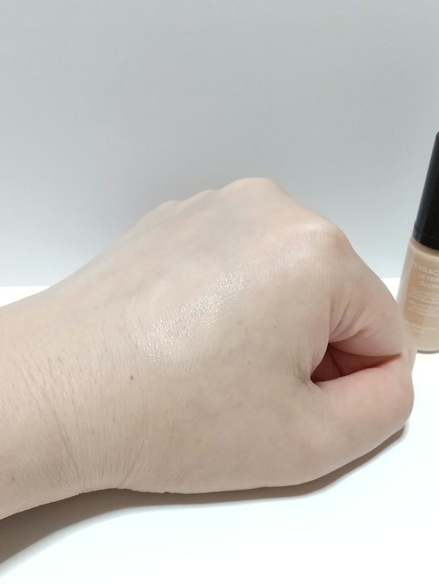 テラコッタ フルイド グロウ/GUERLAIN/リキッドファンデーションを使ったクチコミ(3枚目)