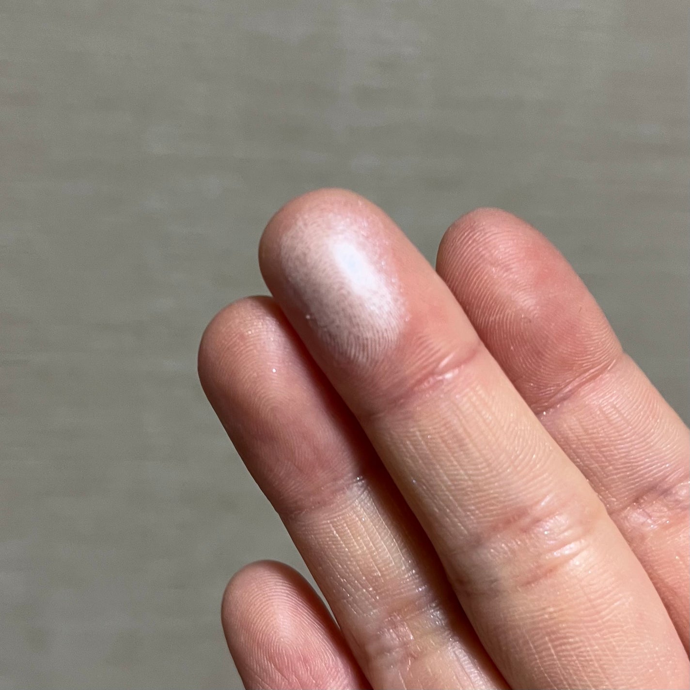 フィルスウィートチーク/upink/パウダーチークを使ったクチコミ(3枚目)