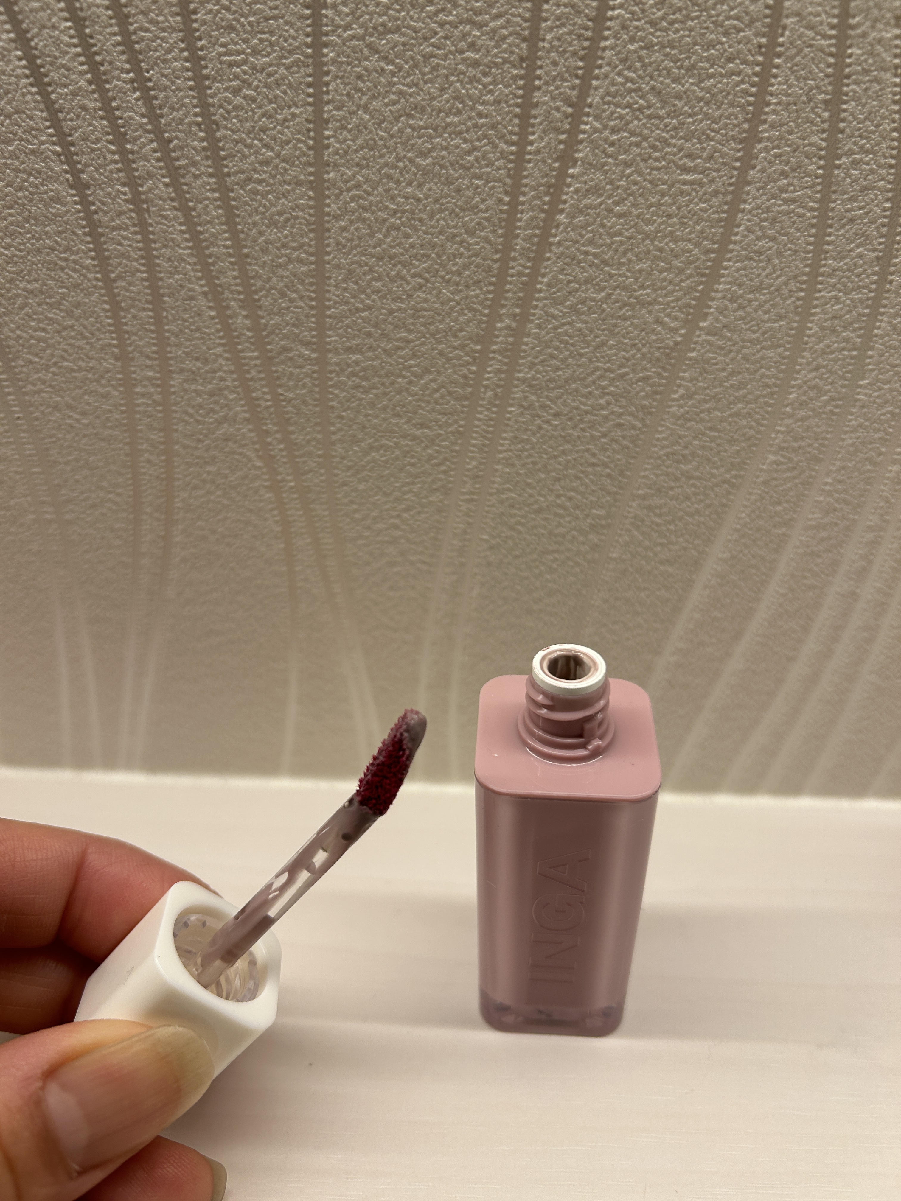 ウォーターグローリップティント/INGA/リップティントを使ったクチコミ（3枚目）