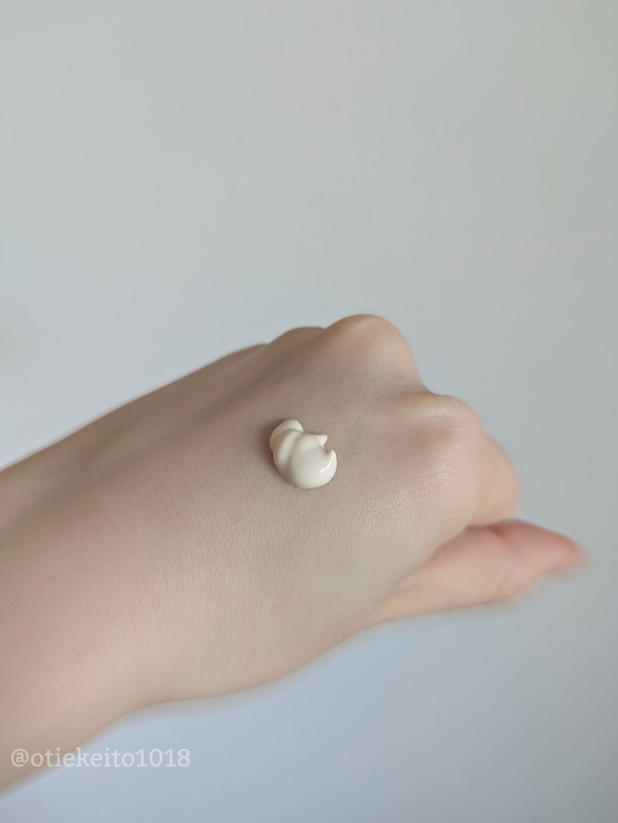 アクセーヌ　デイ トリートメント プロテクション/ACSEINE/フェイスクリームを使ったクチコミ（2枚目）