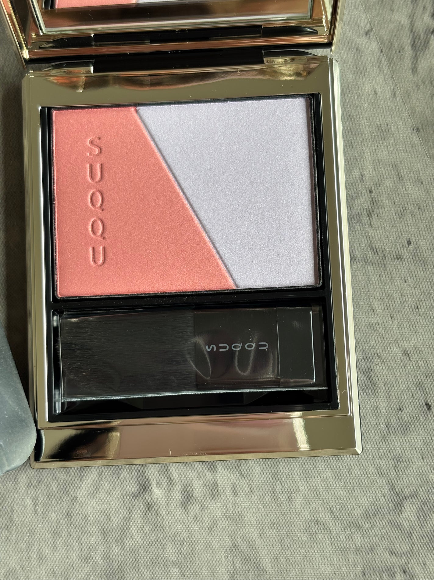 ブラーリング カラー ブラッシュ/SUQQU/パウダーチークを使ったクチコミ(2枚目)