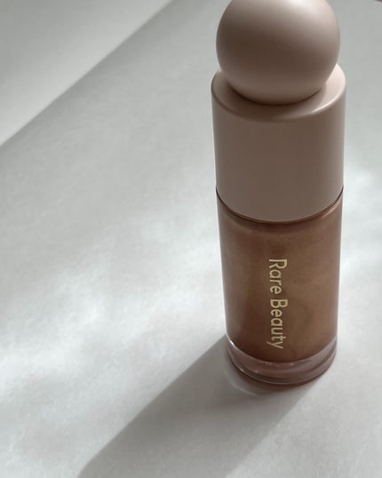 Positive Light Liquid Luminizer/Rare Beauty/リキッドハイライトを使ったクチコミ(2枚目)