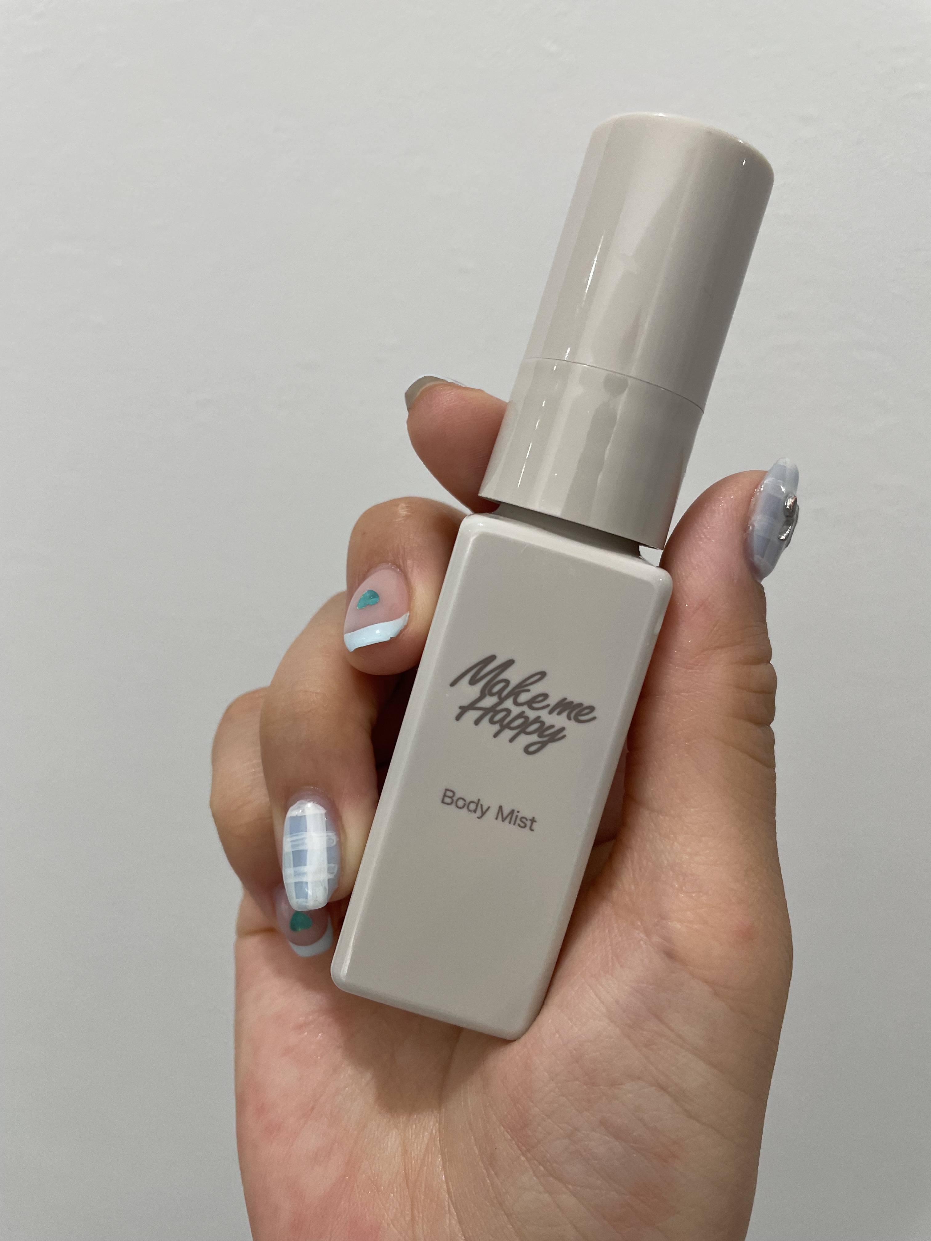 ‎𖤐 ̖́-‬メイクミーハッピー ボディミスト CITRUS


めちゃ大好きな香りのシトラス
ハンドクリームはシトラス無くなってしまったみたい😂
とっても悲しい😭
それに似た匂いのハンドクリームないかなぁ
あったら教えてください！！