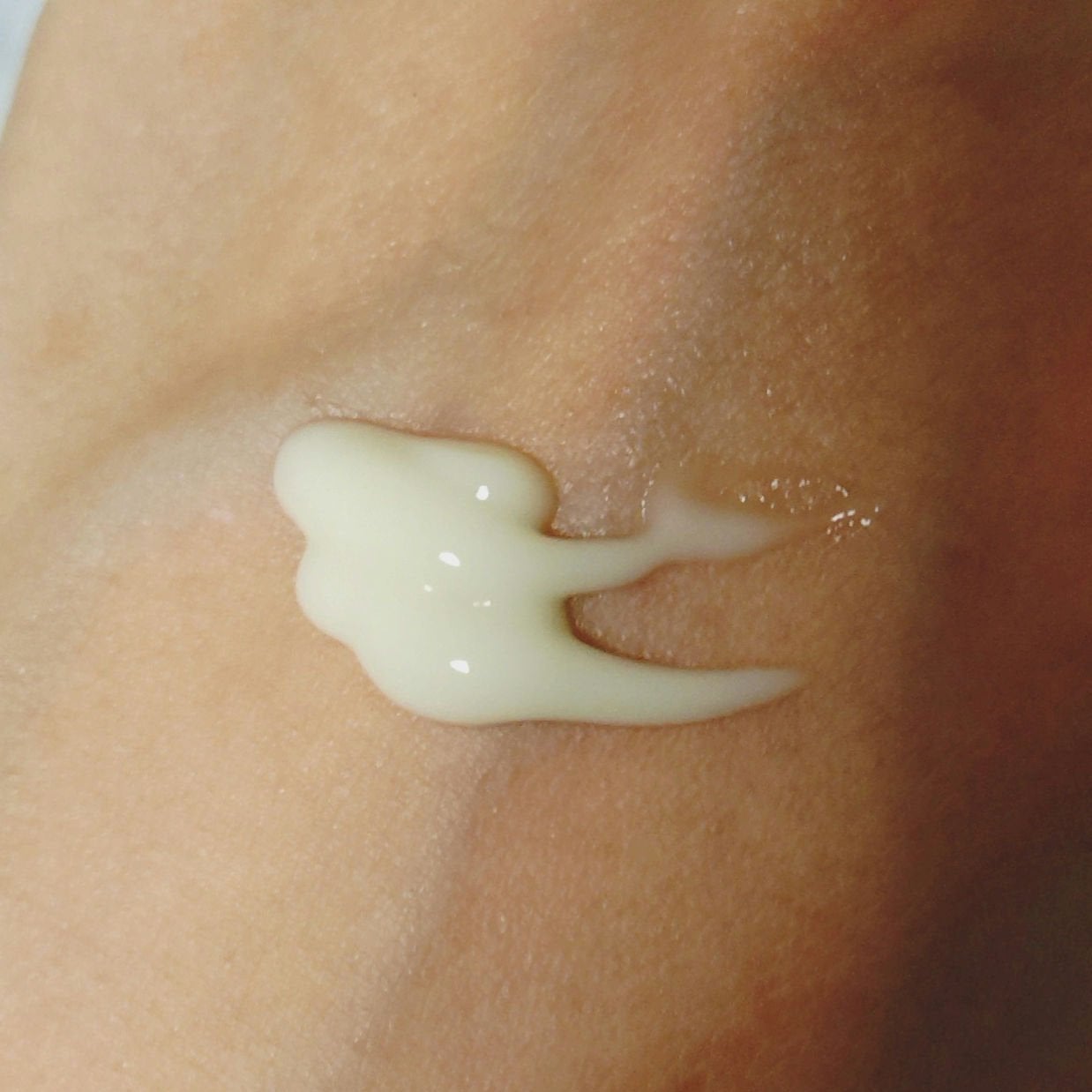 シカレチA エッセンス0.3/VT/美容液を使ったクチコミ(2枚目)