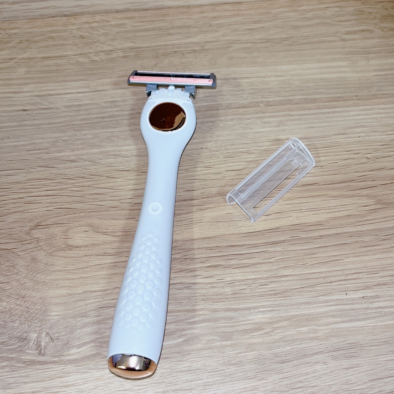 サロンプラス エンザイム ボディ シェービングエマルジョン/サロンプラス/ムダ毛ケアを使ったクチコミ（3枚目）