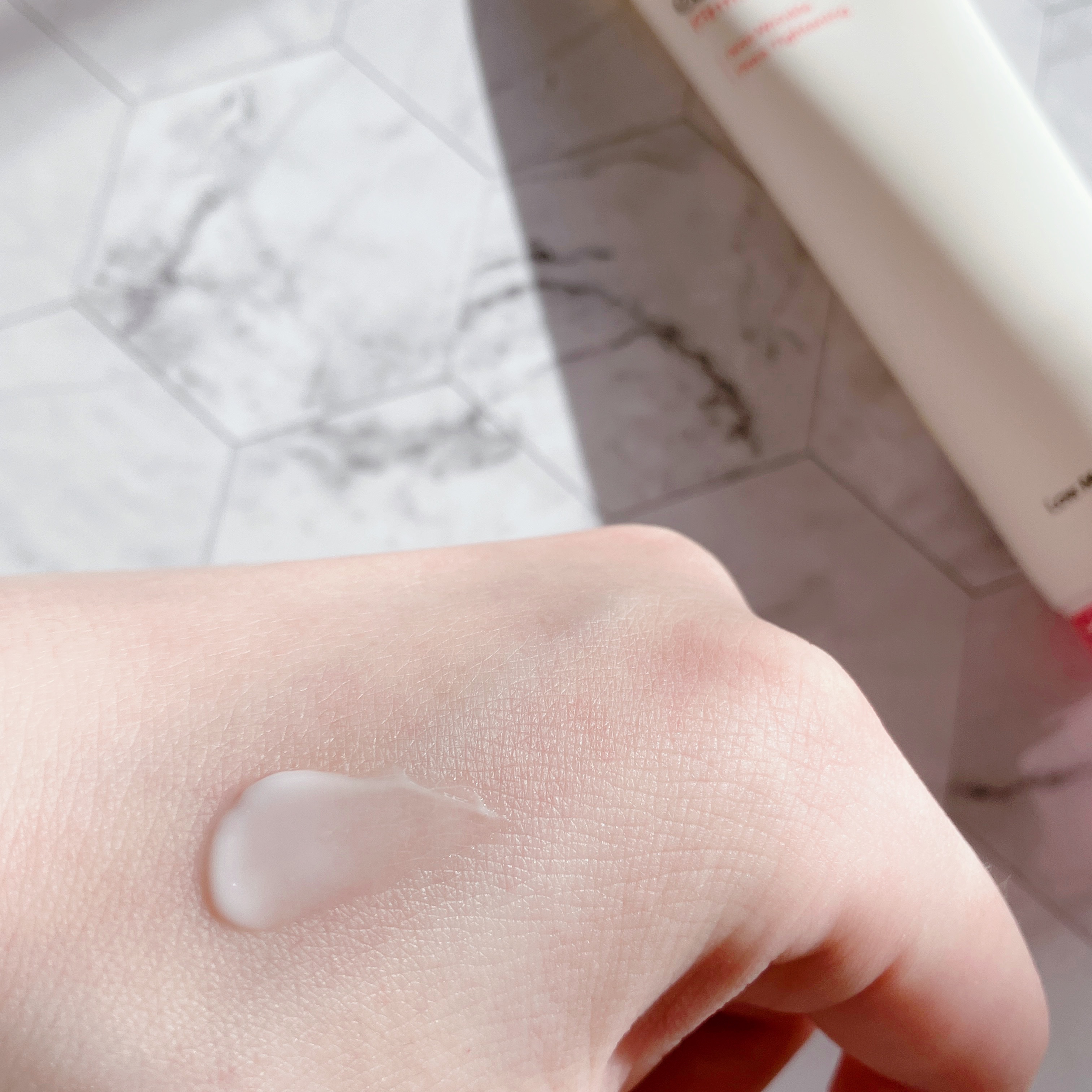 セルメイジング コラーゲン ポア パーフェクティング アンプル/Torriden/美容液を使ったクチコミ（3枚目）