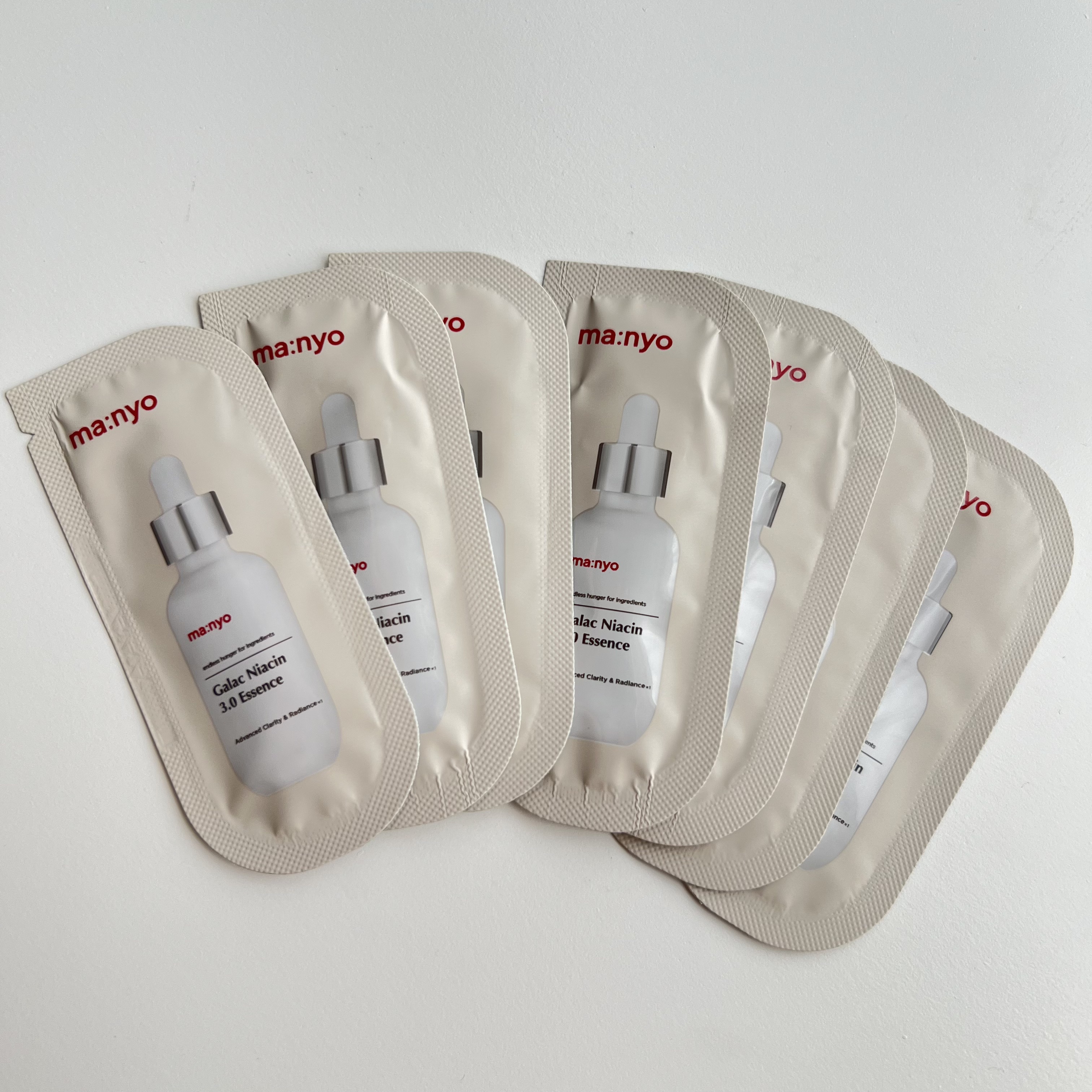 ガラク ナイアシン 3.0 エッセンス/manyo/美容液を使ったクチコミ（1枚目）