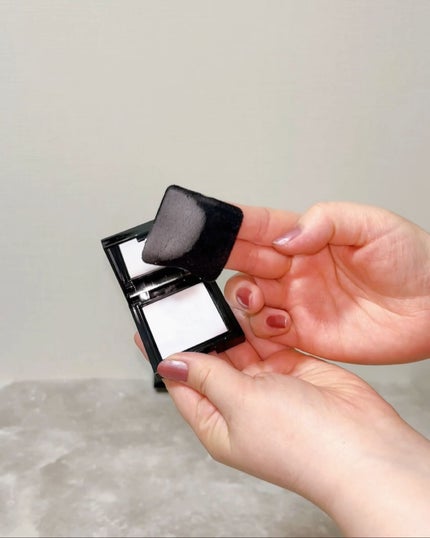 トランスルーシェント ブルーリング セッティング パウダー/PERFECT DIARY/プレストパウダーを使ったクチコミ(4枚目)