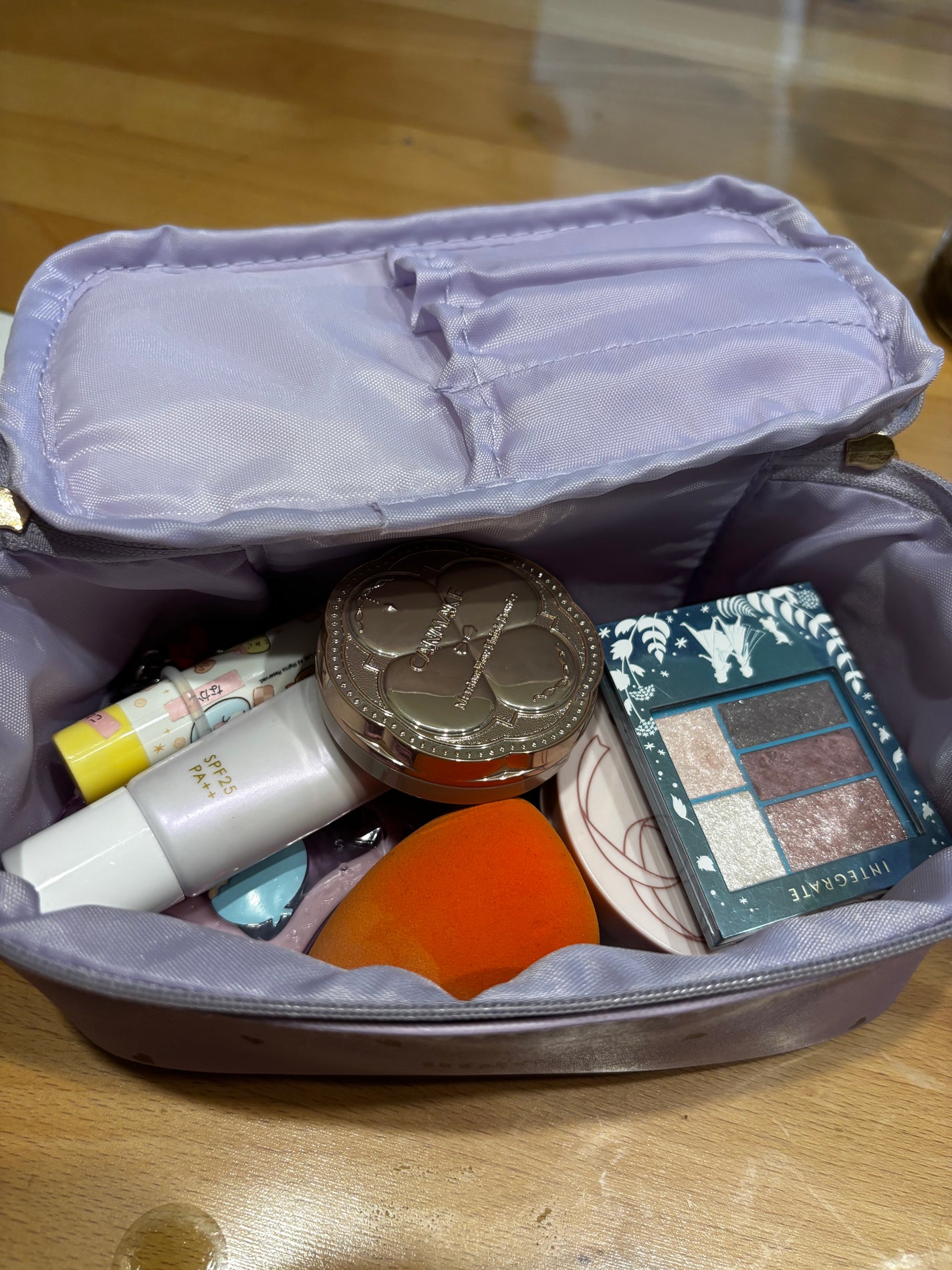 バニティポーチ/3COINS/化粧ポーチを使ったクチコミ(4枚目)