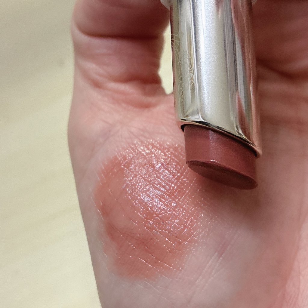 エクストラ カラー シャイン/BOBBI BROWN/口紅を使ったクチコミ（3枚目）