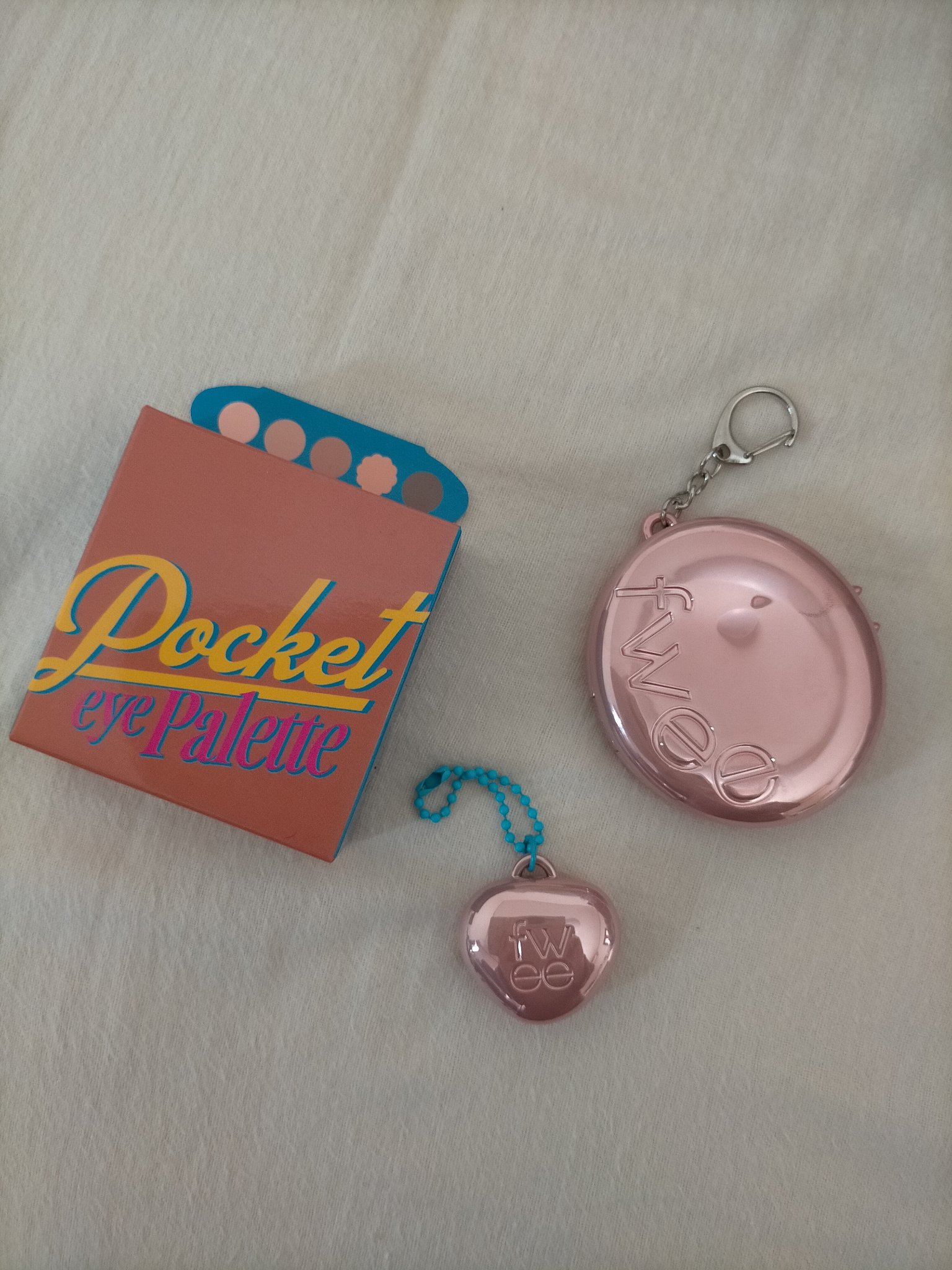 フィー ポケットアイパレット/fwee/アイシャドウパレットを使ったクチコミ（1枚目）