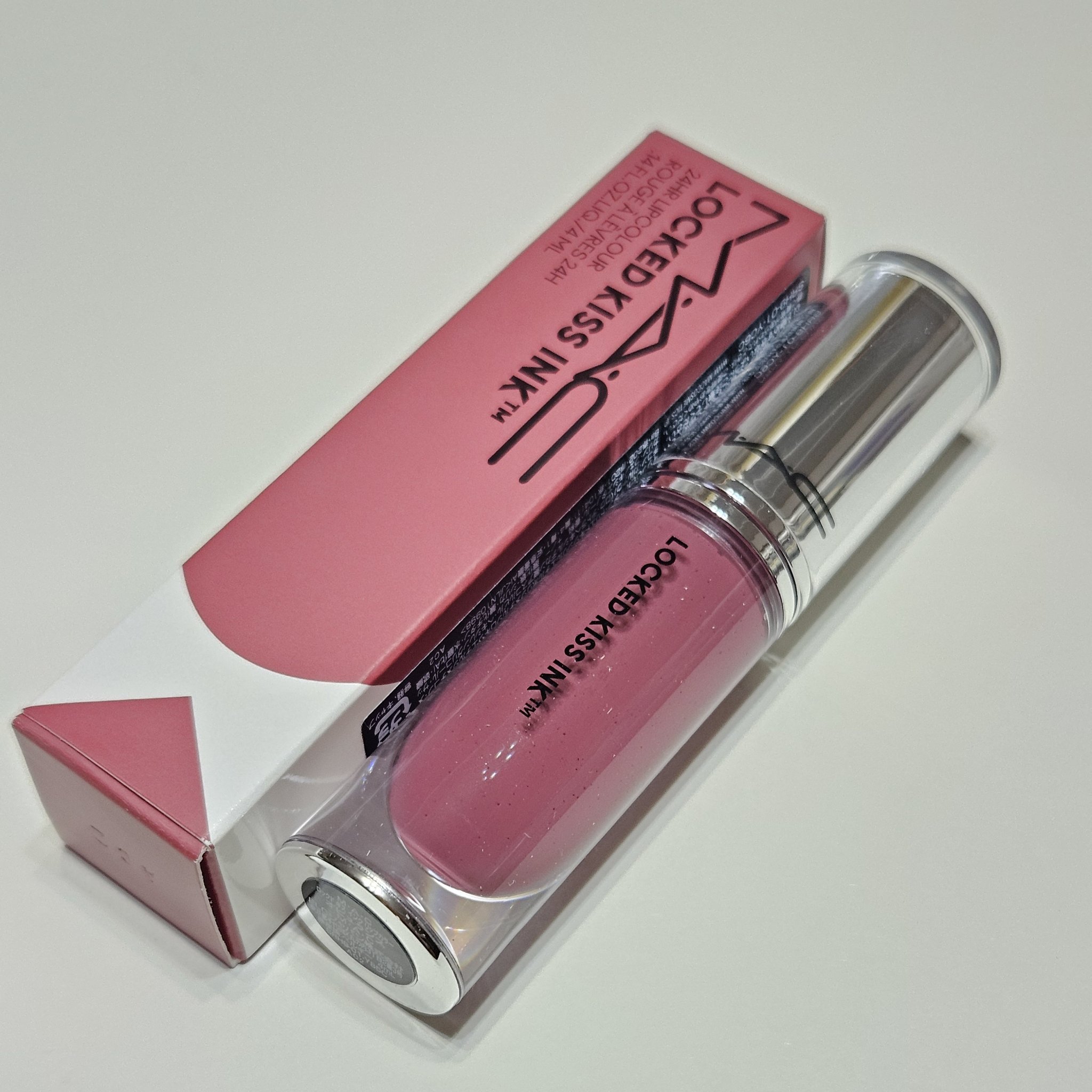 M·A·C ロックド キス インク リップカラー/M・A・C/口紅を使ったクチコミ（2枚目）