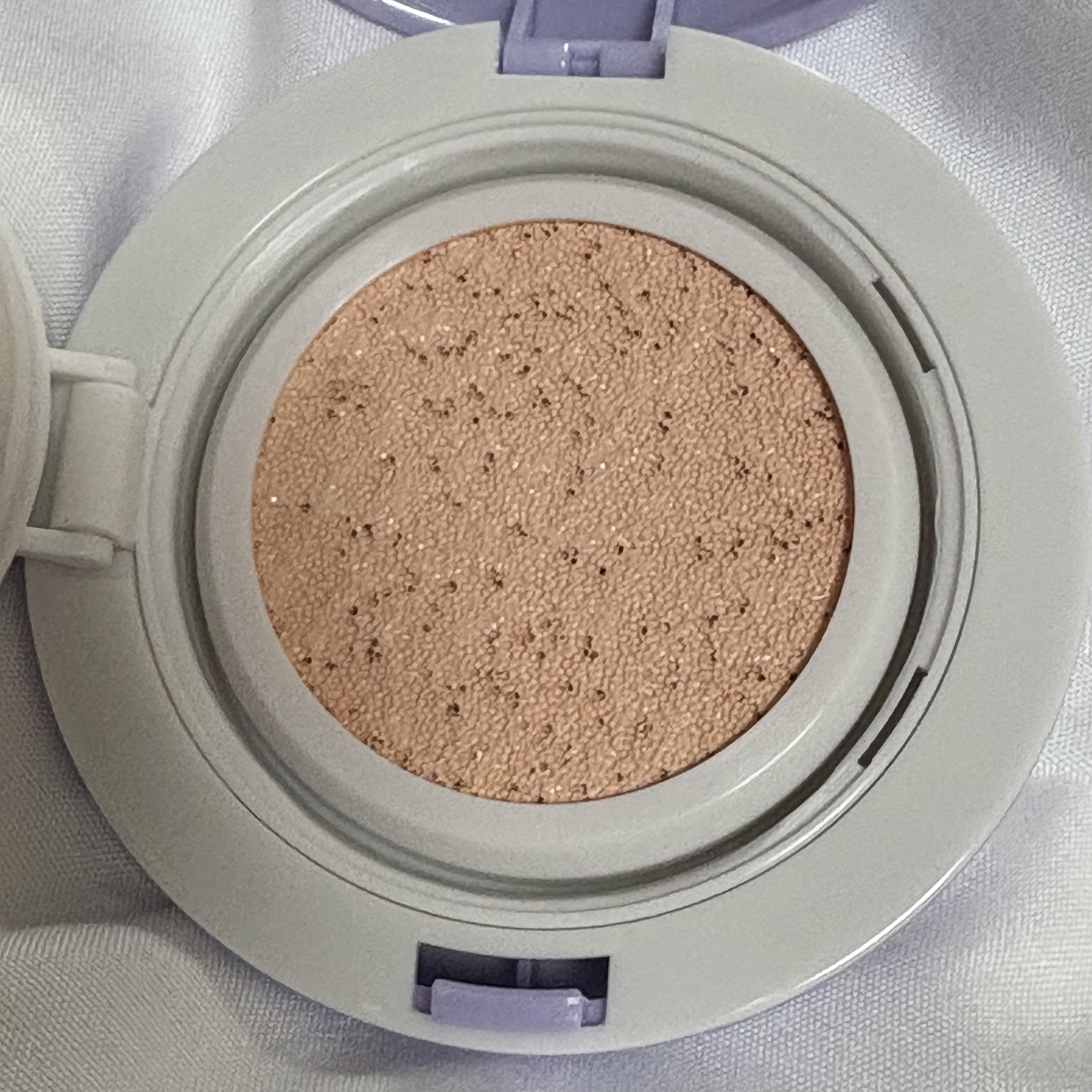 パンテノールバリアクッション/COSNORI/クッションファンデーションを使ったクチコミ（2枚目）