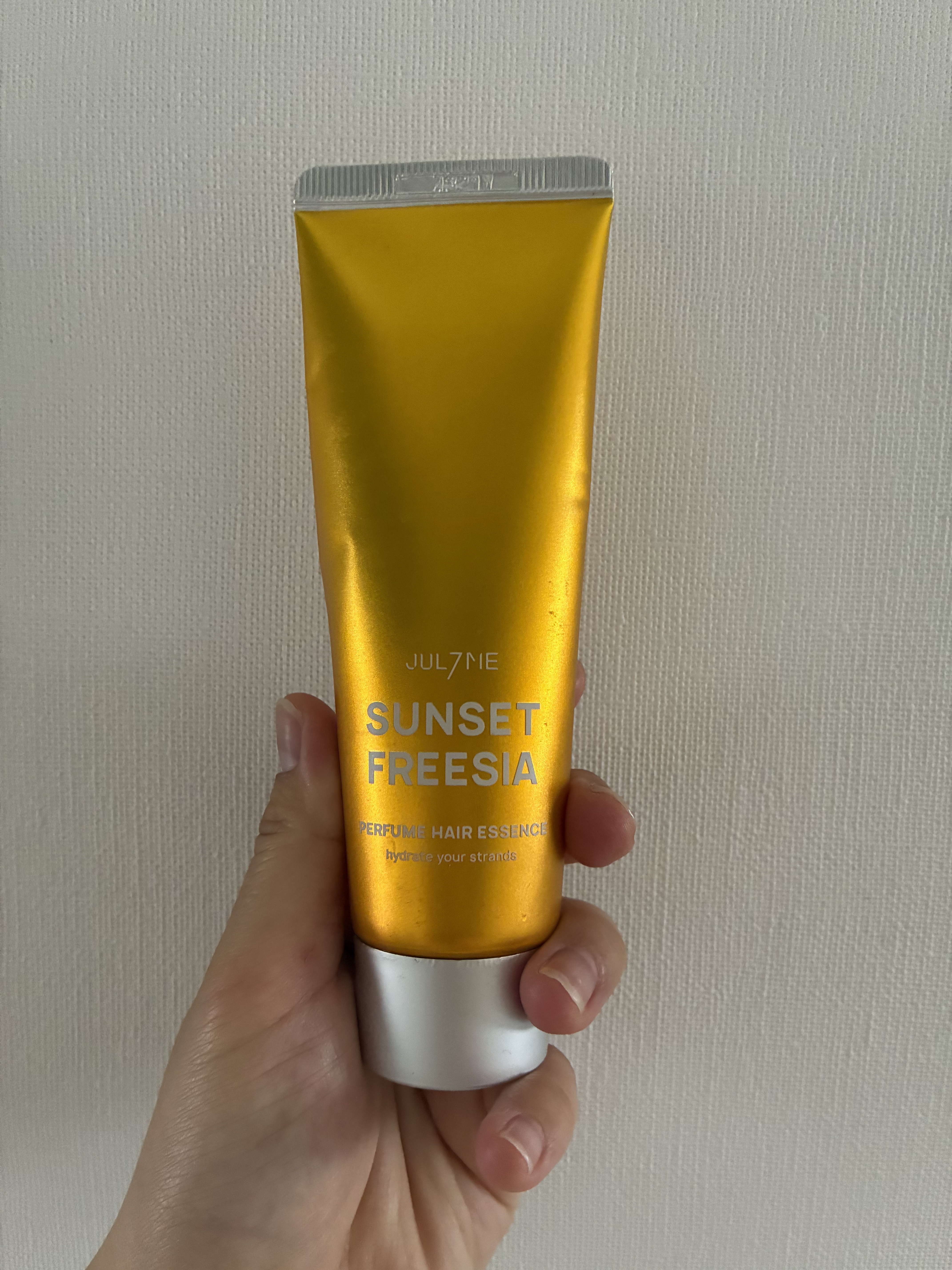 moremo リカバリーバーム Bのクチコミ「【使った商品】
moremo リカバリーバーム B

【香り】
いい女の香り❤️👩香水ぽい！
.....」（1枚目）