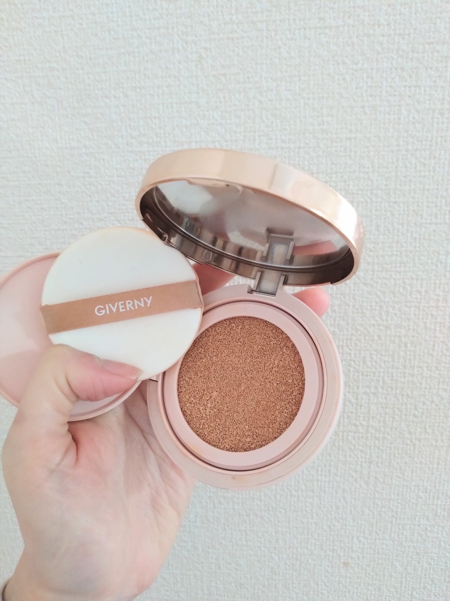 密着カバークッション/GIVERNY/クッションファンデーションを使ったクチコミ（2枚目）