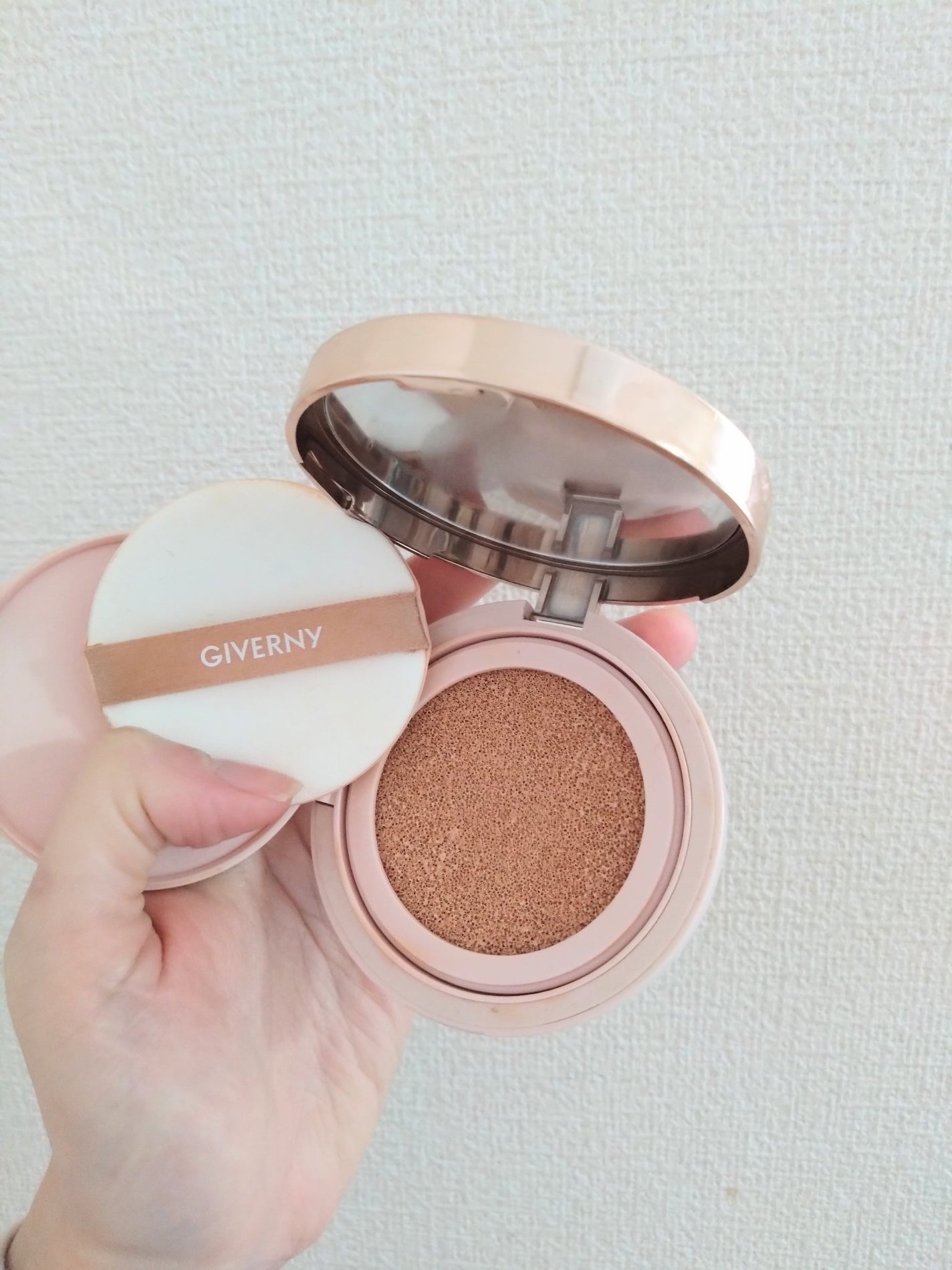 密着カバークッション/GIVERNY/クッションファンデーションを使ったクチコミ(2枚目)