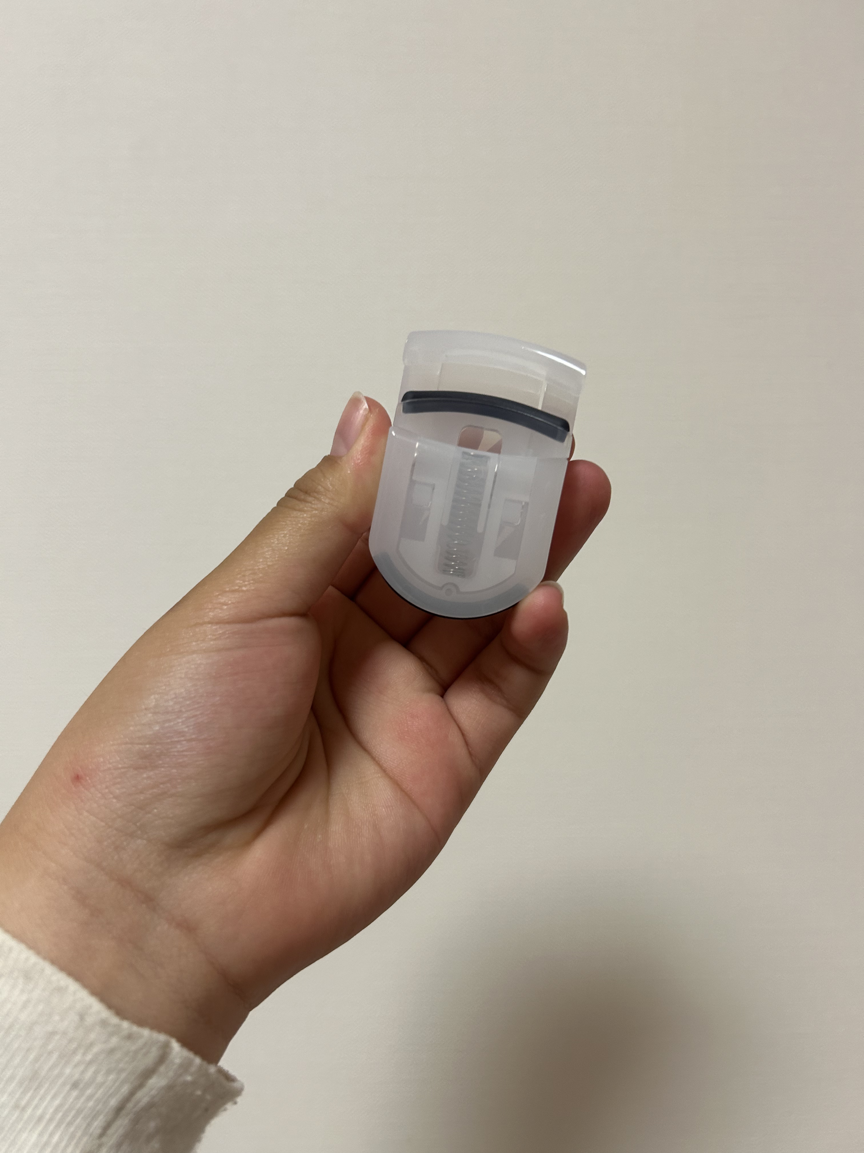 携帯用アイラッシュカーラー/無印良品/ビューラーを使ったクチコミ（1枚目）