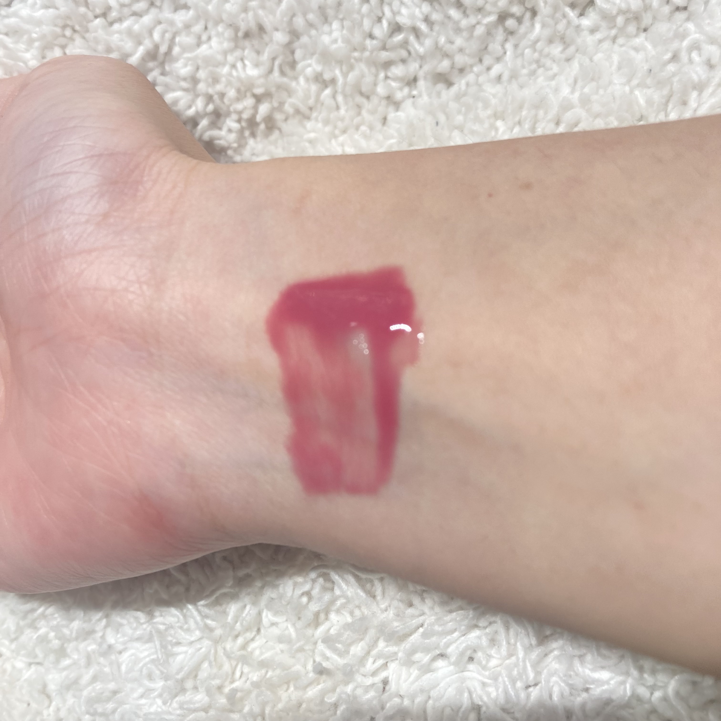 ロムシピ レシピグロス PK03 ベリースウィートティー/rom&Cipi/リップグロスを使ったクチコミ（2枚目）