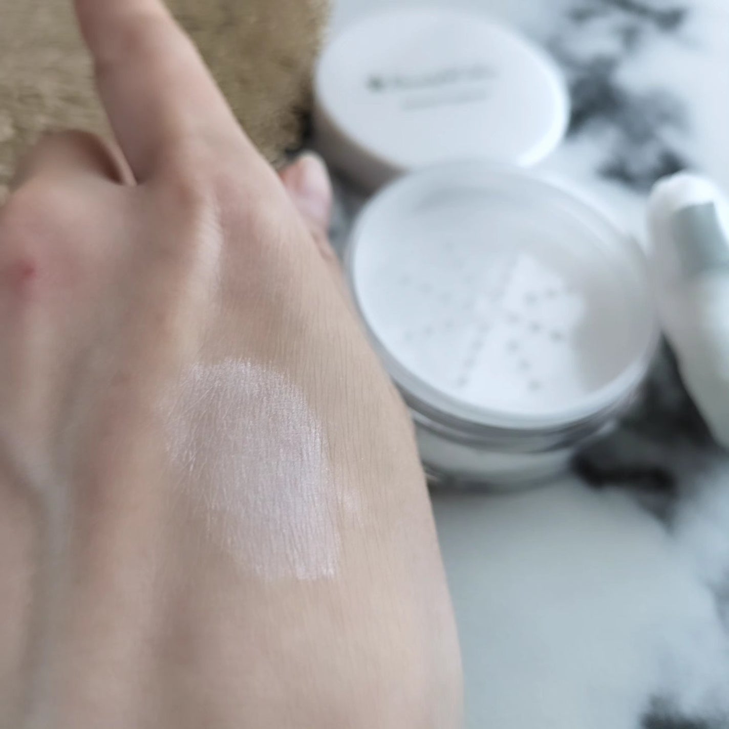 ミネラルフィニッシュヴェール/ビューティフルスキン/ルースパウダーを使ったクチコミ(7枚目)