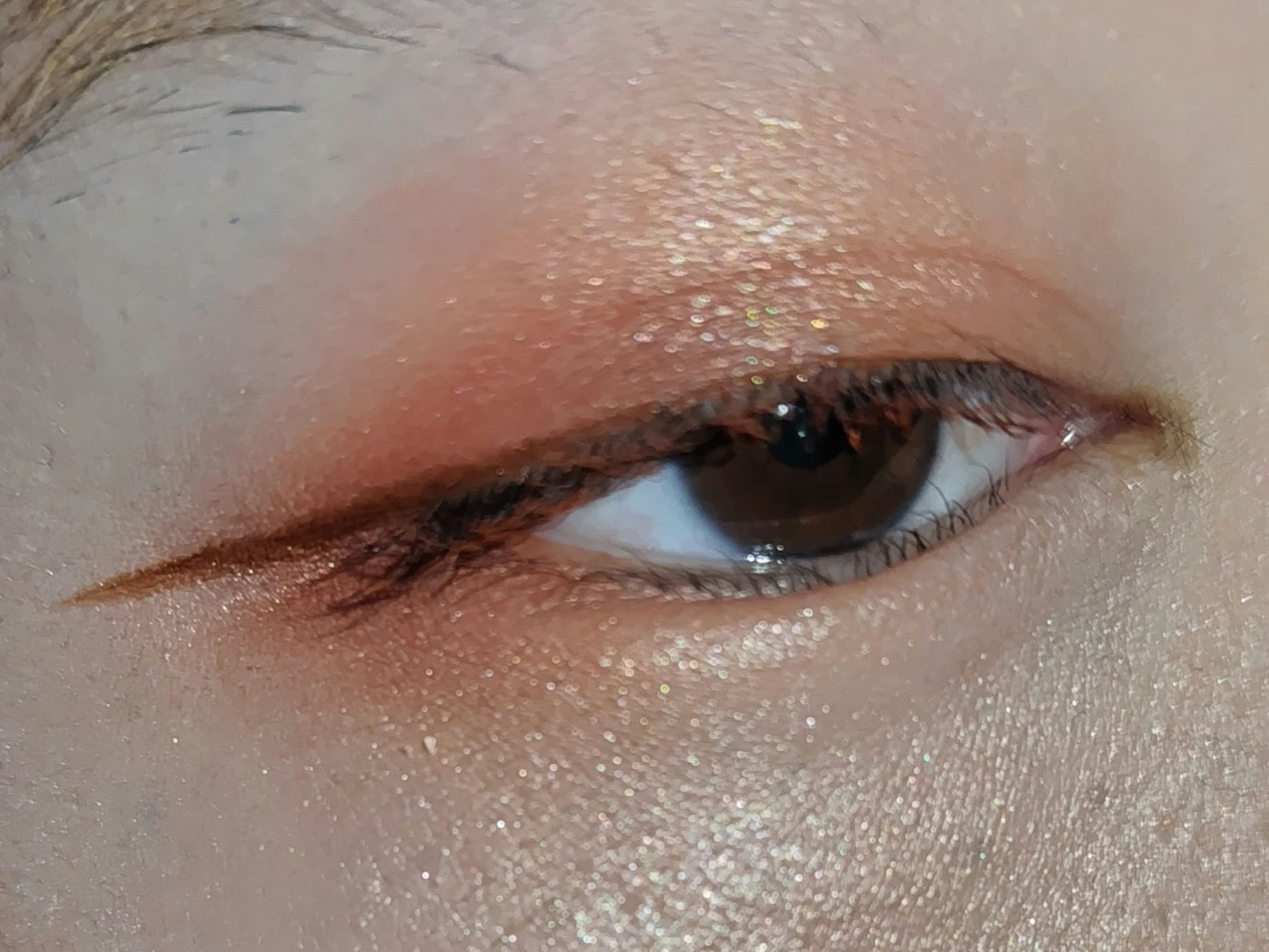 アディクション ザ アイシャドウ マット/ADDICTION/単色アイシャドウを使ったクチコミ（3枚目）