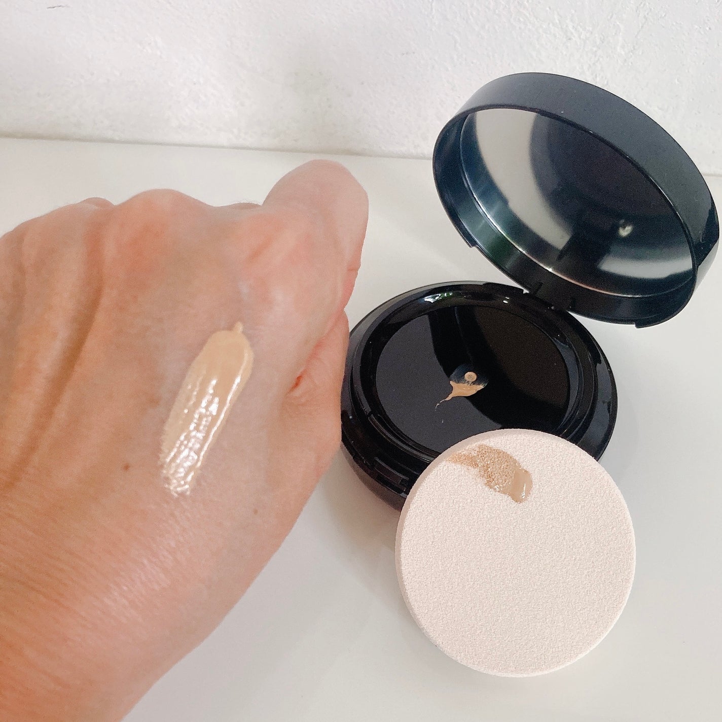 ミネラルリキッドリー ファンデーション SPF22 PA++/MiMC/リキッドファンデーションを使ったクチコミ(3枚目)