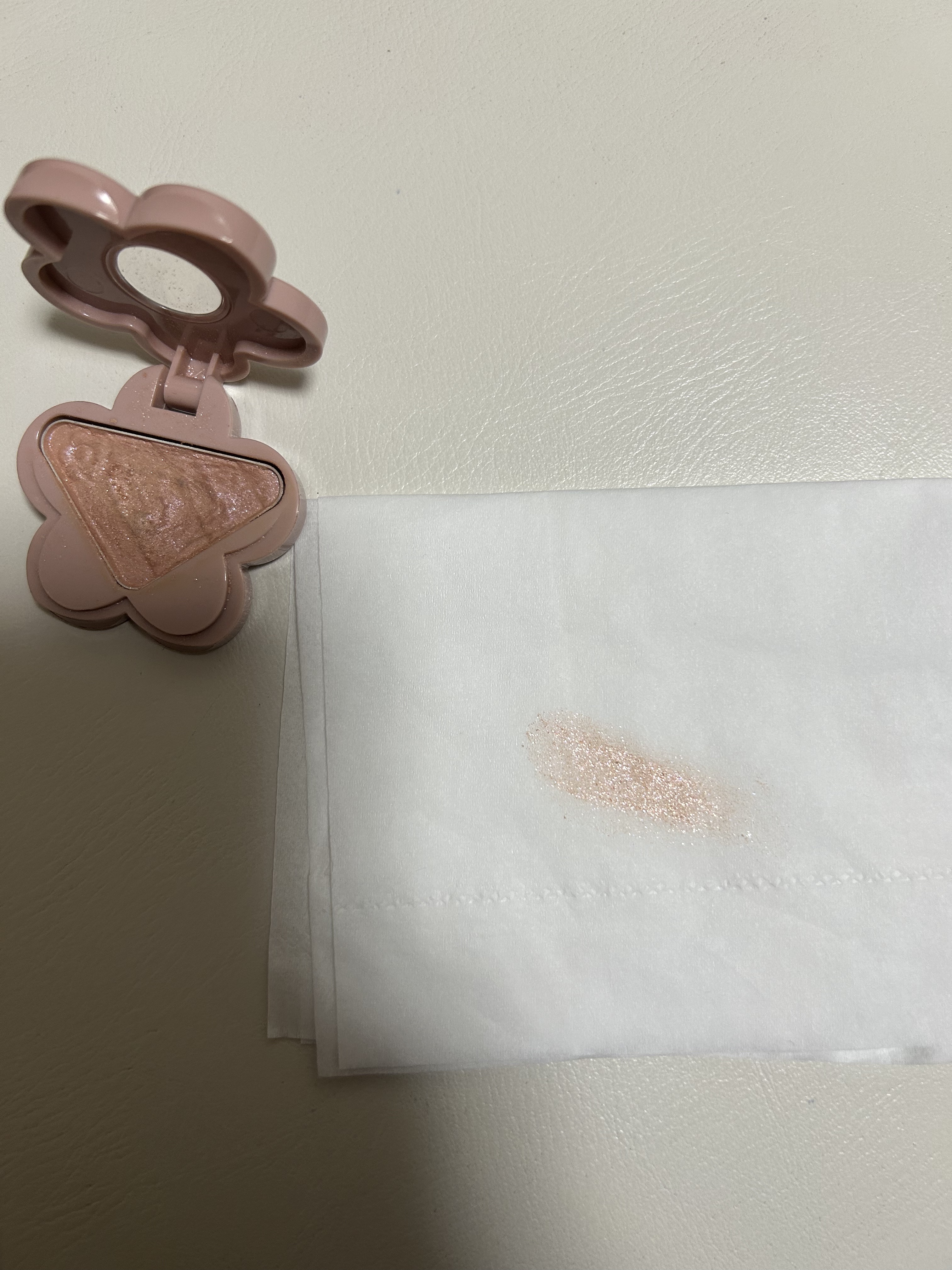 アイオープナー/MARY QUANT/単色アイシャドウを使ったクチコミ（3枚目）