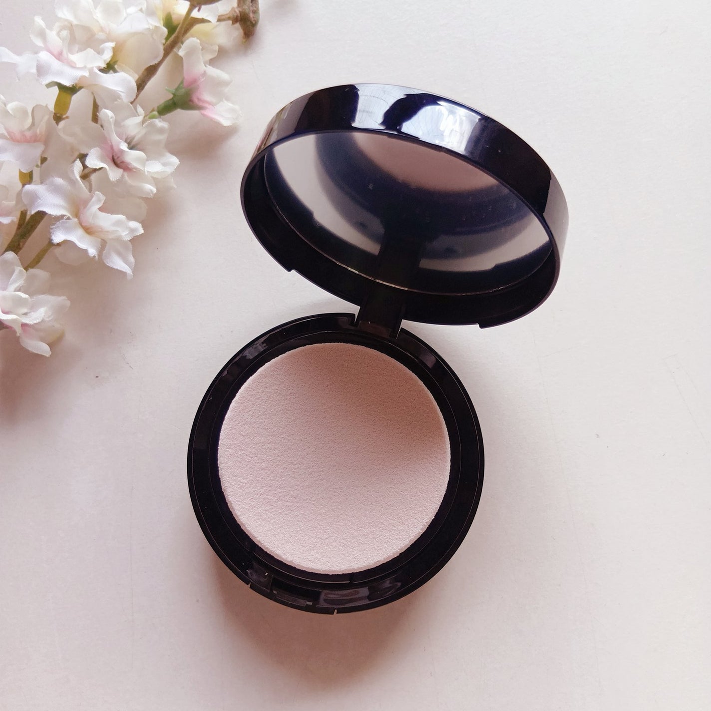 ミネラルリキッドリー ファンデーション SPF22 PA++/MiMC/リキッドファンデーションを使ったクチコミ(2枚目)