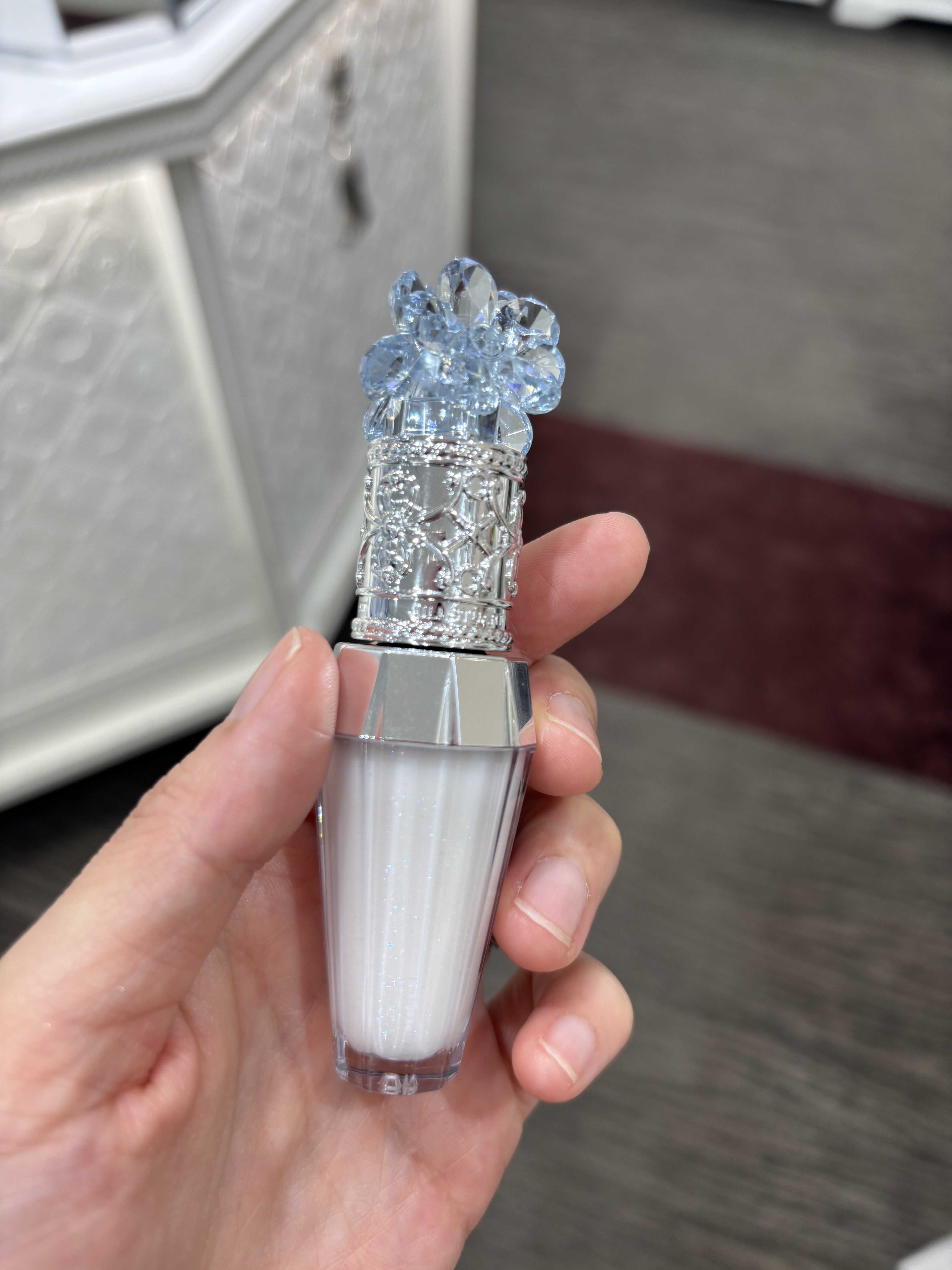 ジルスチュアート サムシングピュアブルー リップブーケ セラム/JILL STUART/リップ美容液を使ったクチコミ（1枚目）