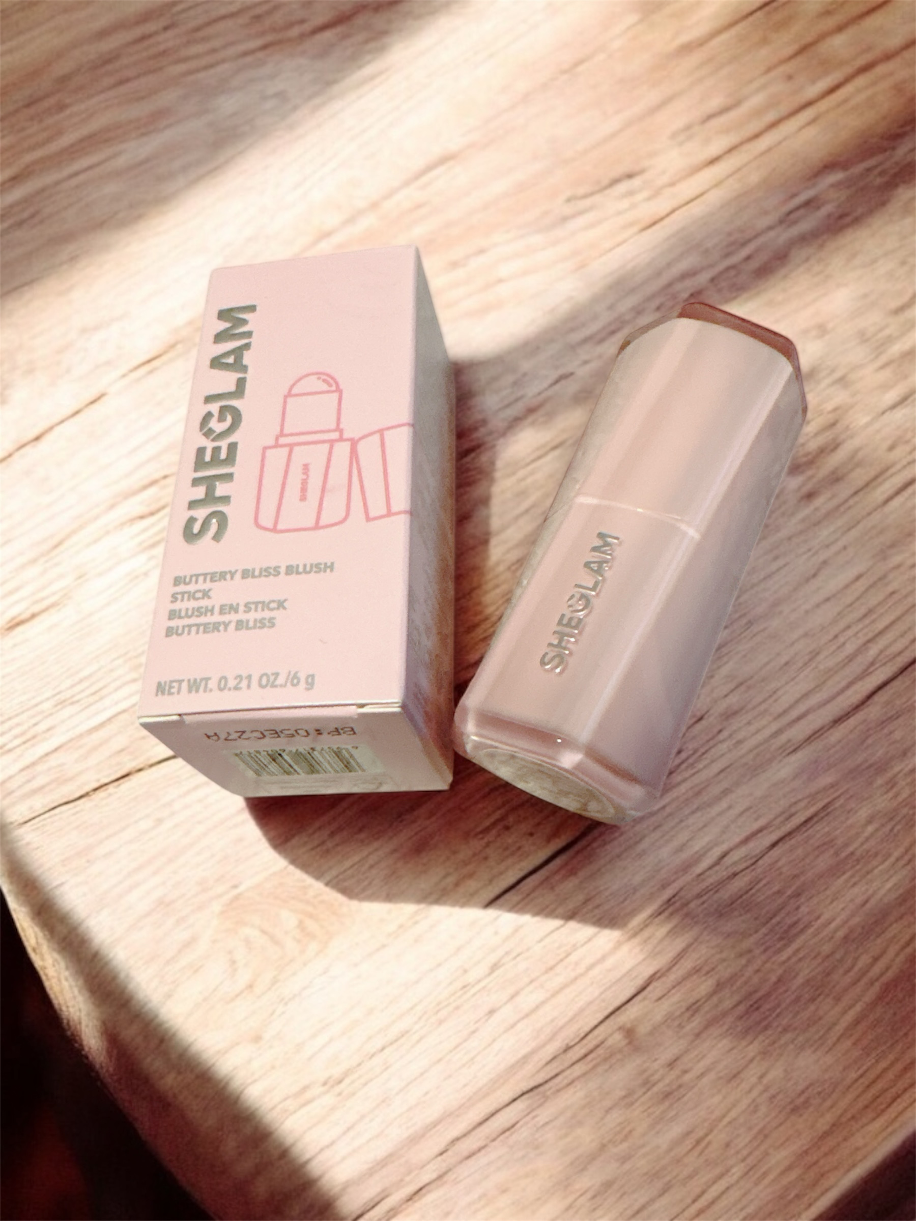 バタリー ブリス ブラッシュ スティック/SHEGLAM/リキッドチークを使ったクチコミ（2枚目）