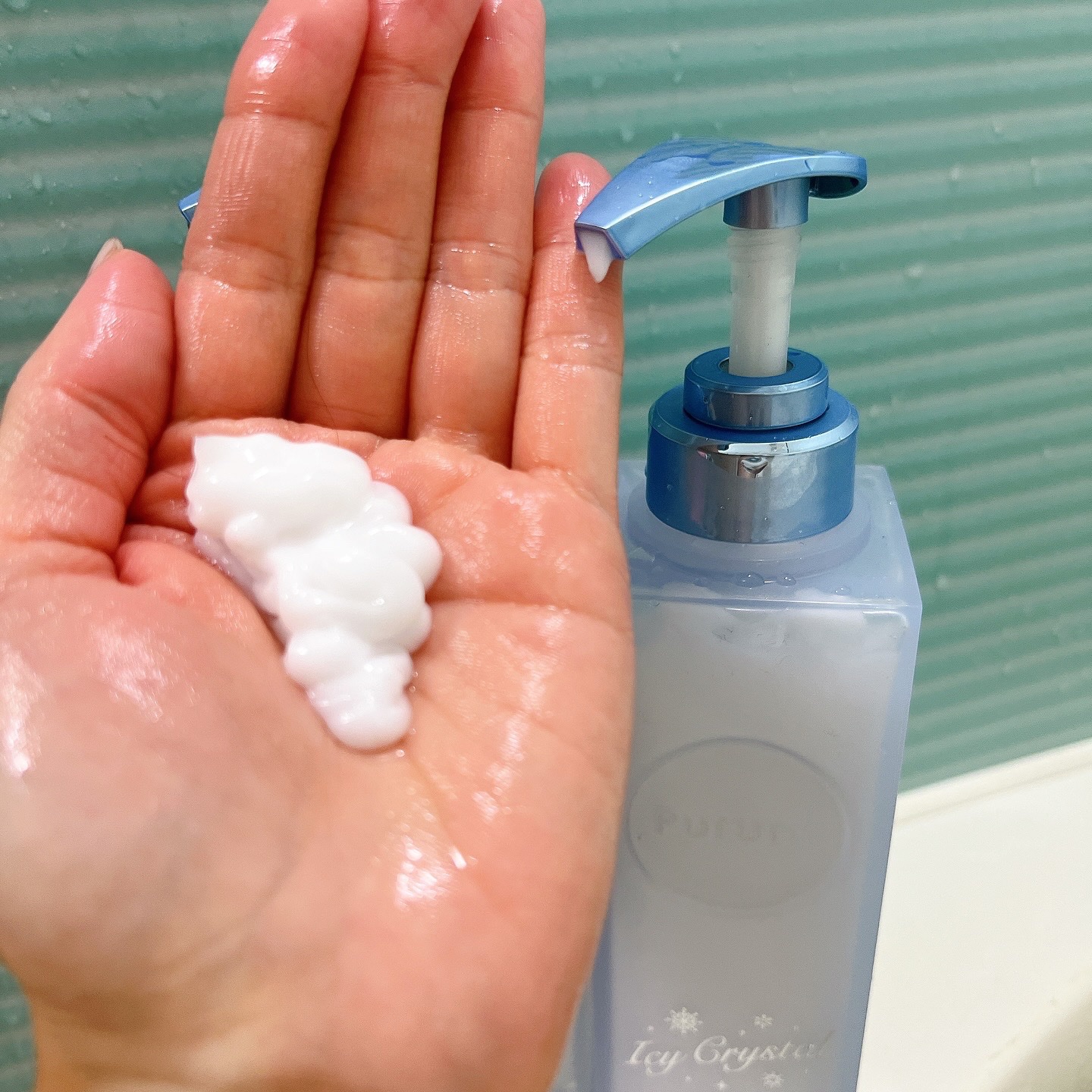 プルント　マルチケアドライシャンプー　サボンシャワー/Purunt./ドライシャンプーを使ったクチコミ（3枚目）